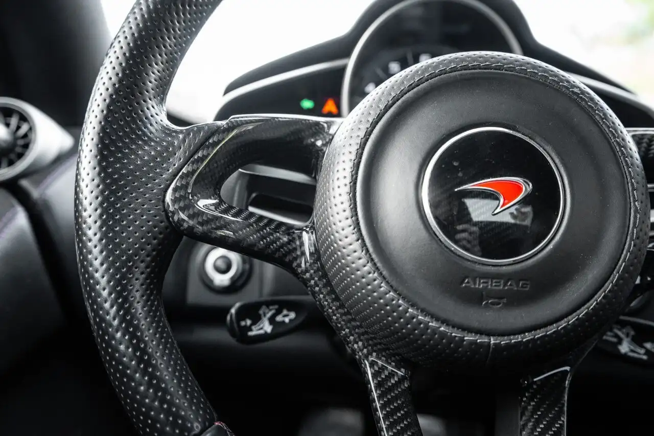 McLaren 650S снимка McLaren 650S