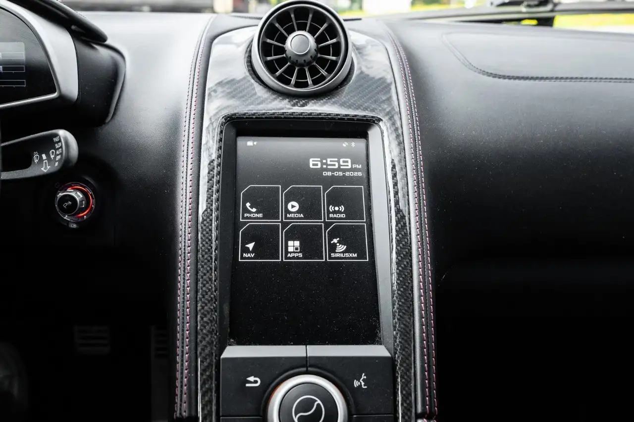 McLaren 650S снимка McLaren 650S