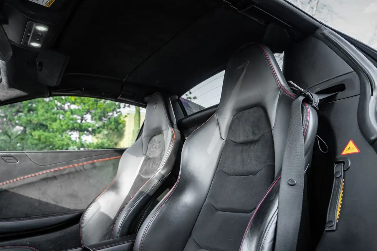 McLaren 650S снимка McLaren 650S