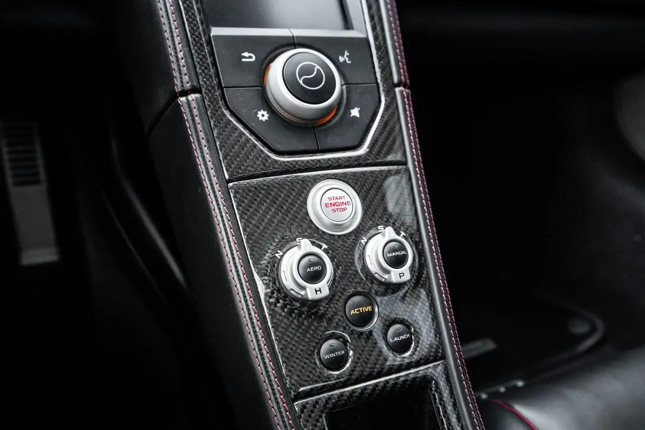 McLaren 650S снимка McLaren 650S