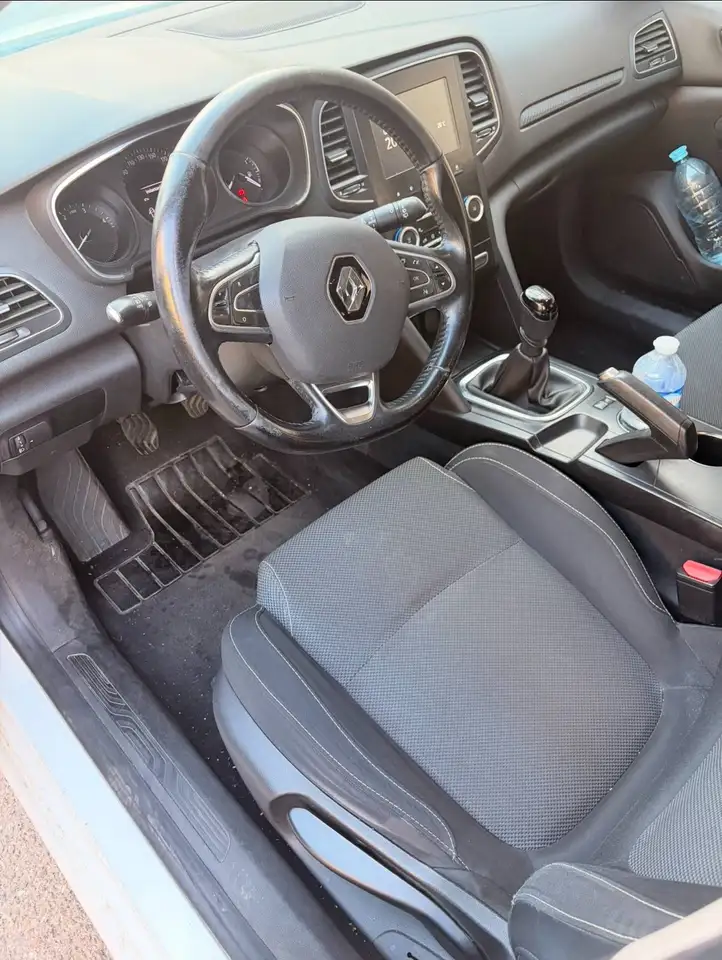 Renault Megane Berline — photo 3