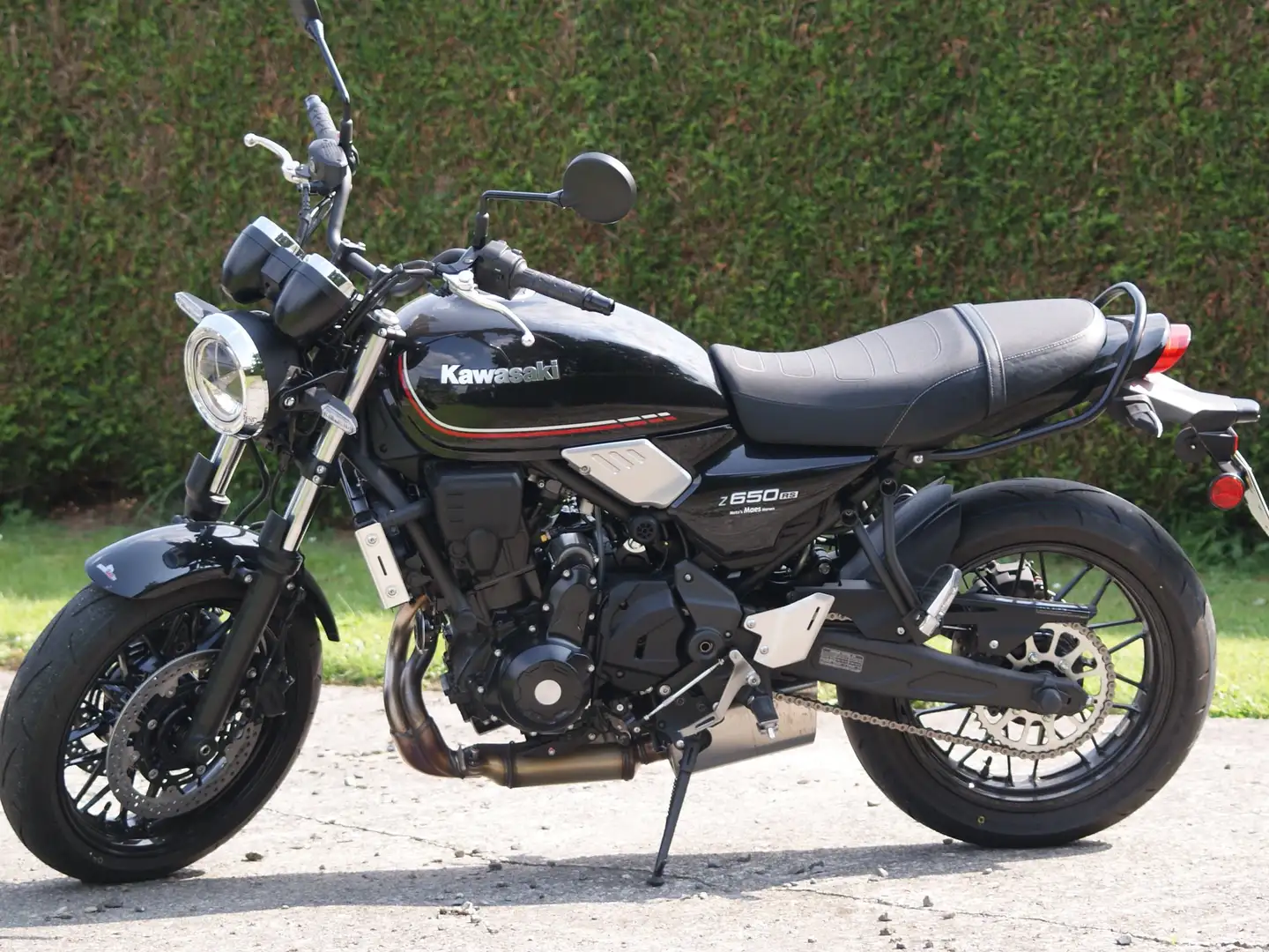 Kawasaki Z 650 RS Noir - 1