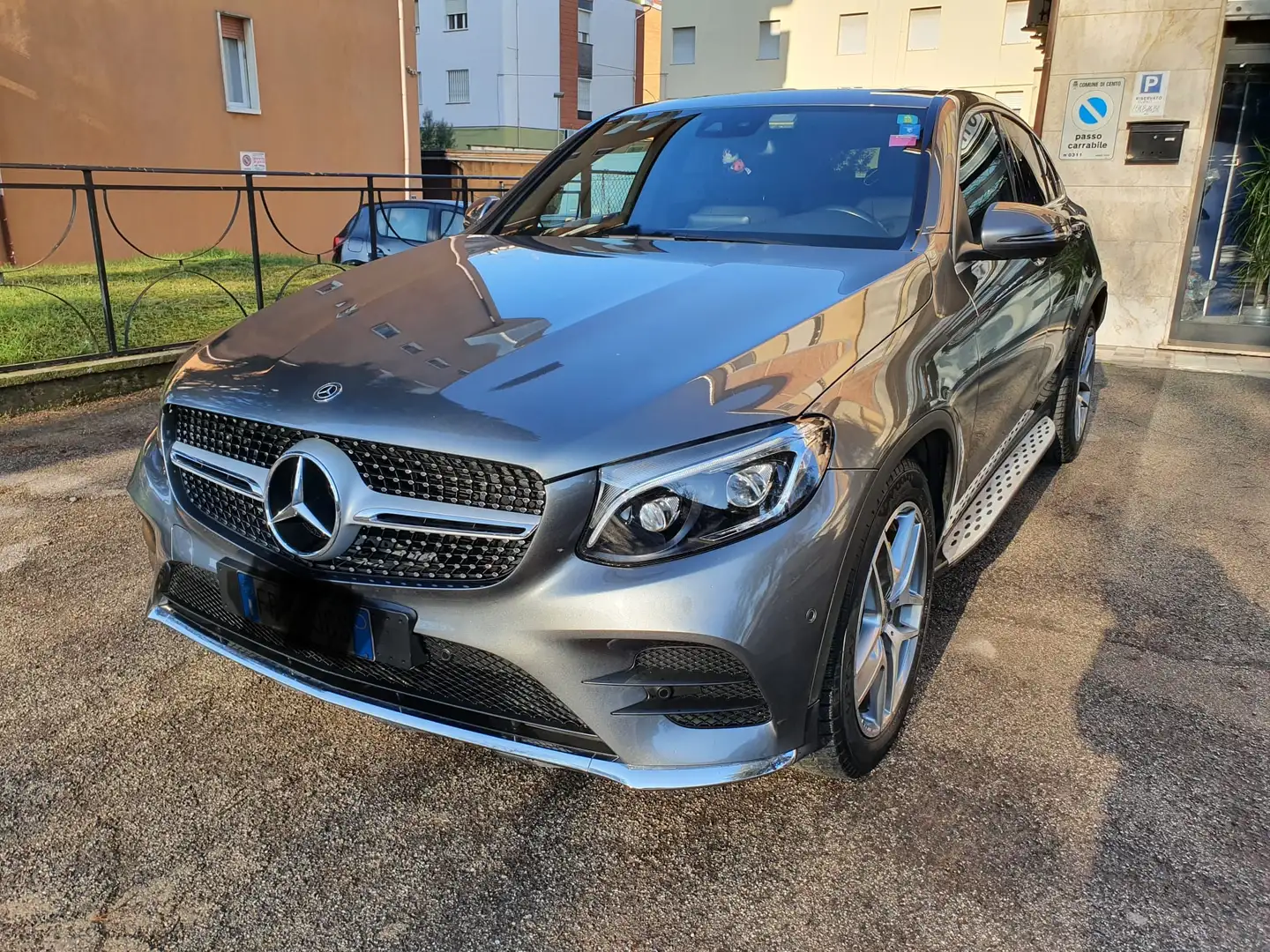 Mercedes-Benz GLC 220 d Exclusive 4matic auto Grigio - 1