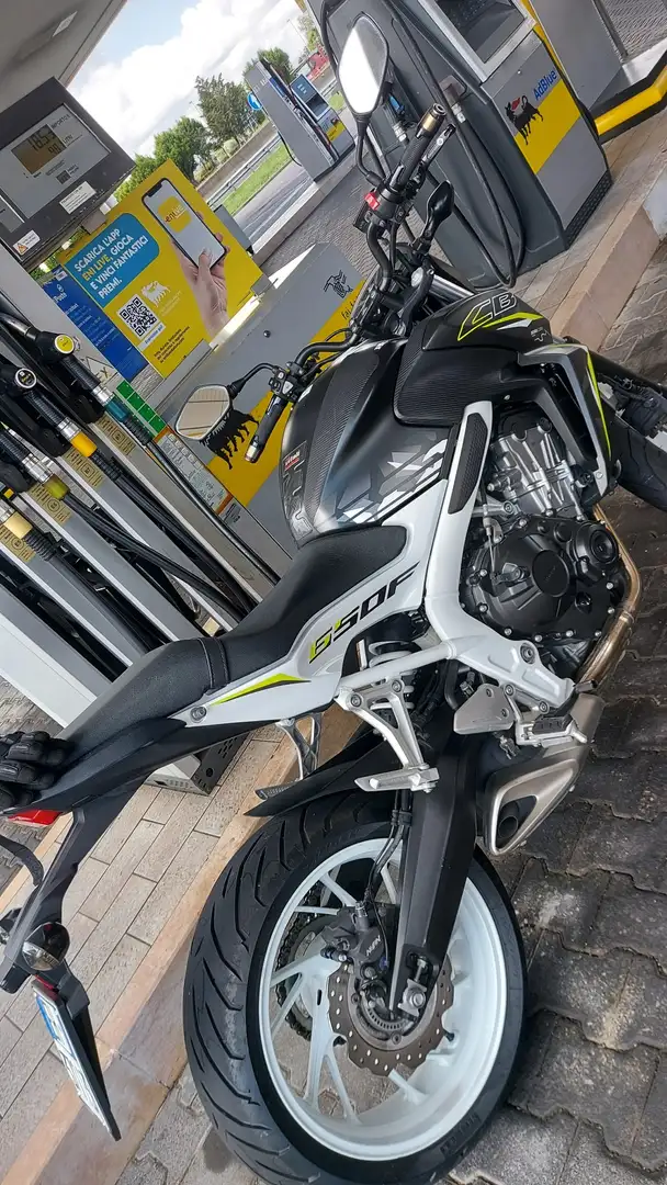 Honda CB 650 F Bianco - 2