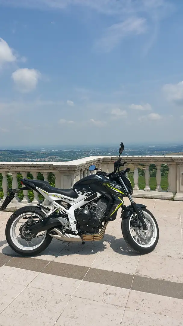 Honda CB 650 F Bianco - 1