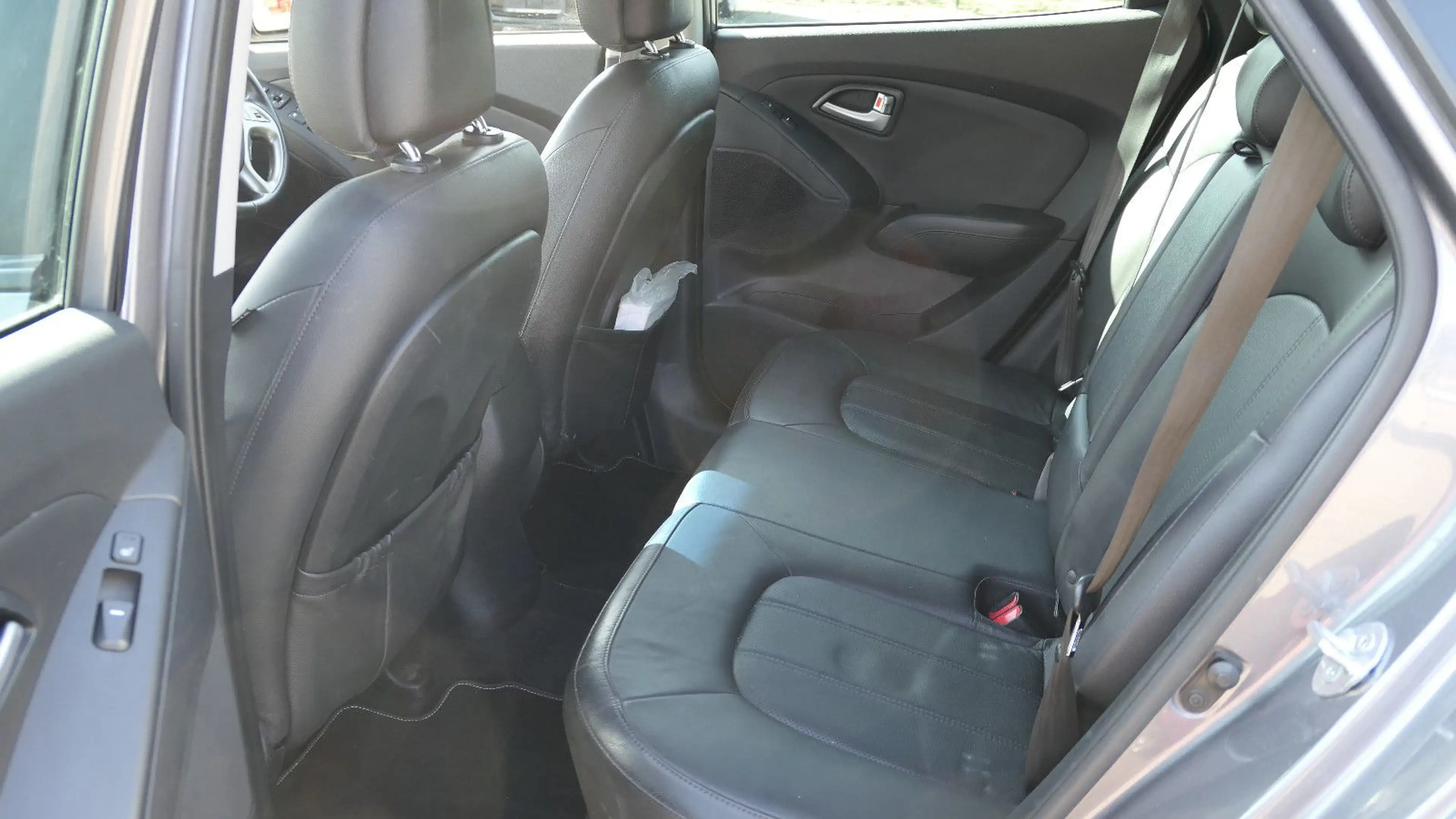 Hyundai iX35 RechtsLenker!!!4xSitzheizung/Euro6 — photo 15
