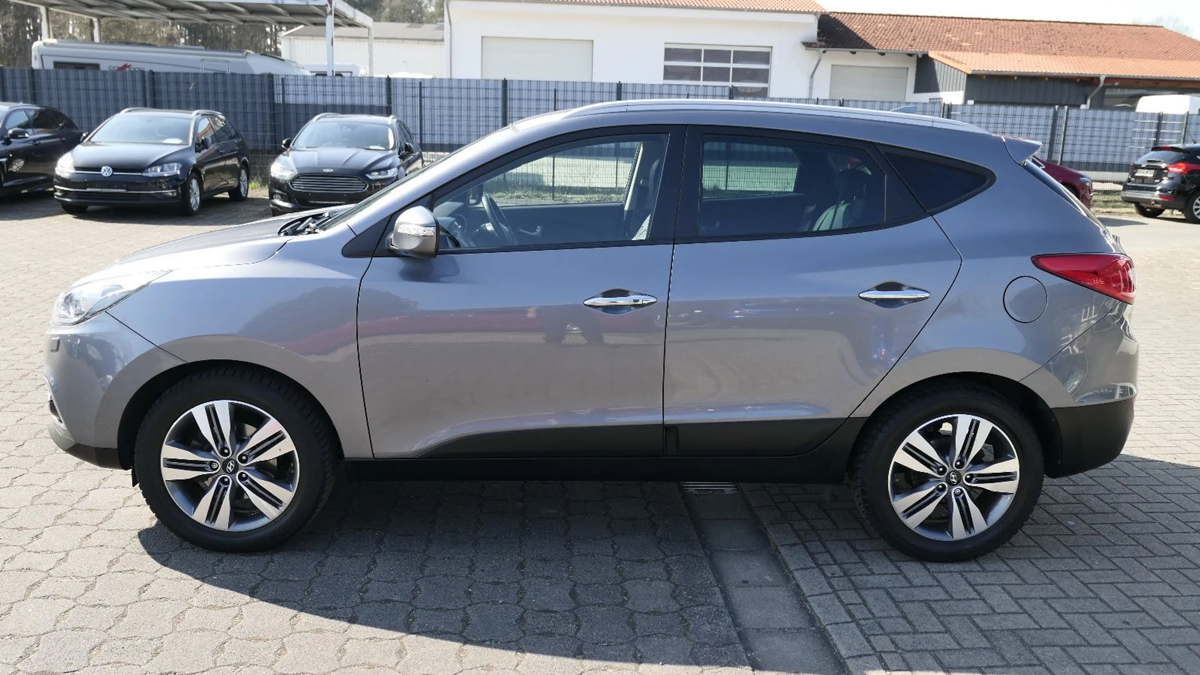 Hyundai iX35 RechtsLenker!!!4xSitzheizung/Euro6 — photo 2