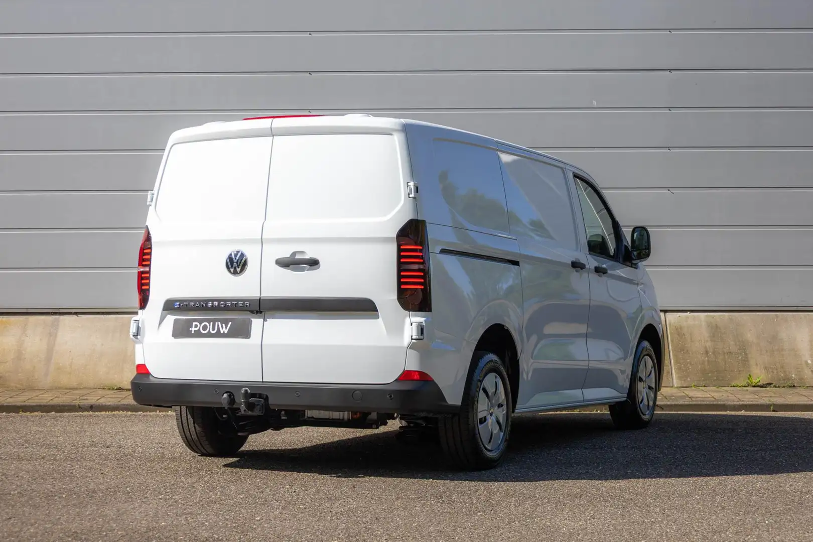 Volkswagen Transporter e-Transporter 218pk 32 L1H1 Life 64 kWh | Trekhaak Bianco - 2