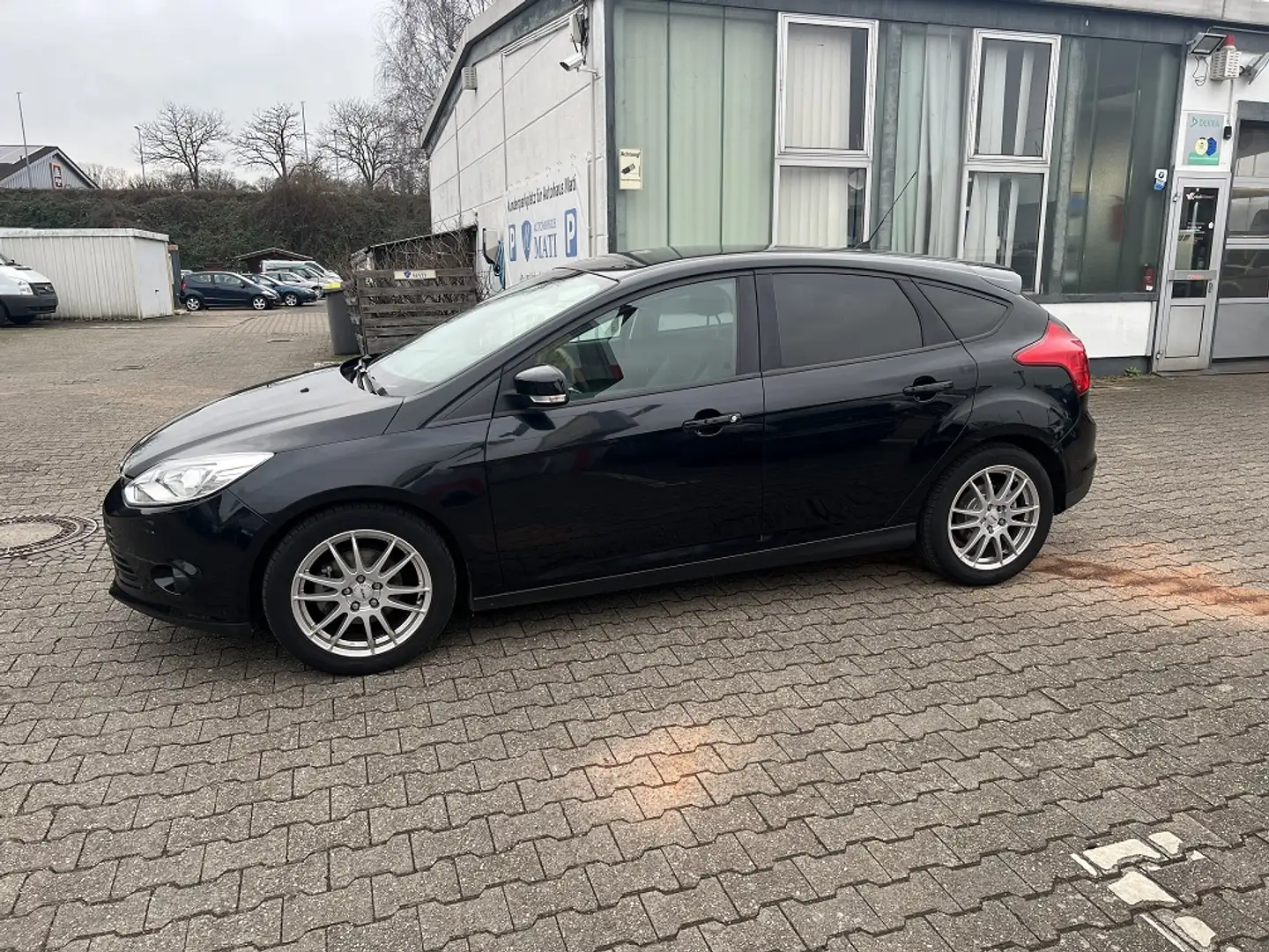 Ford Focus Focus 1.0 EcoBoost Start-Stopp-System Trend - 2