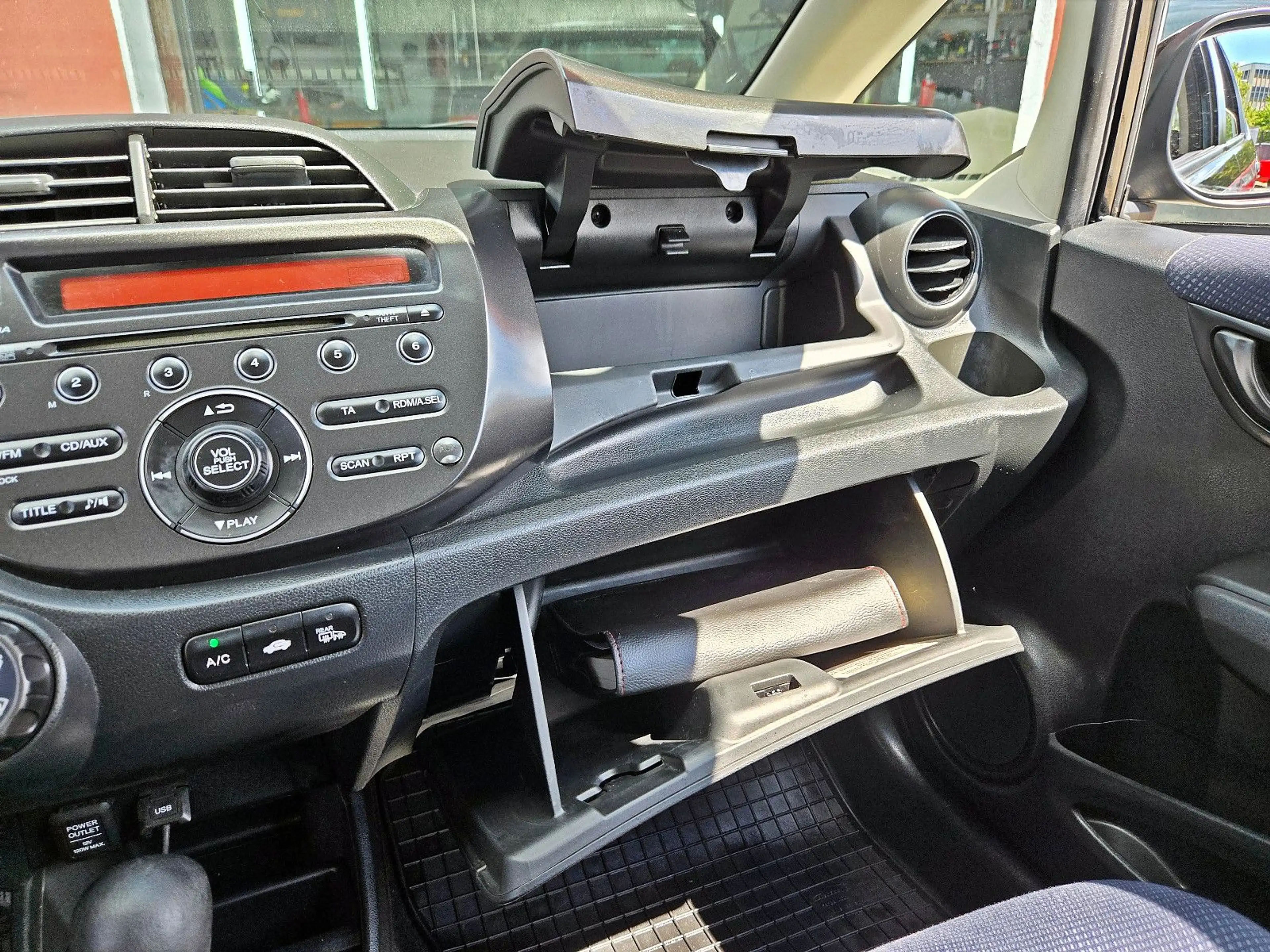 Honda Jazz 1.4 AUT, TÜV+SERVICE NEU, Klima, el.FH+Asp, — photo 17