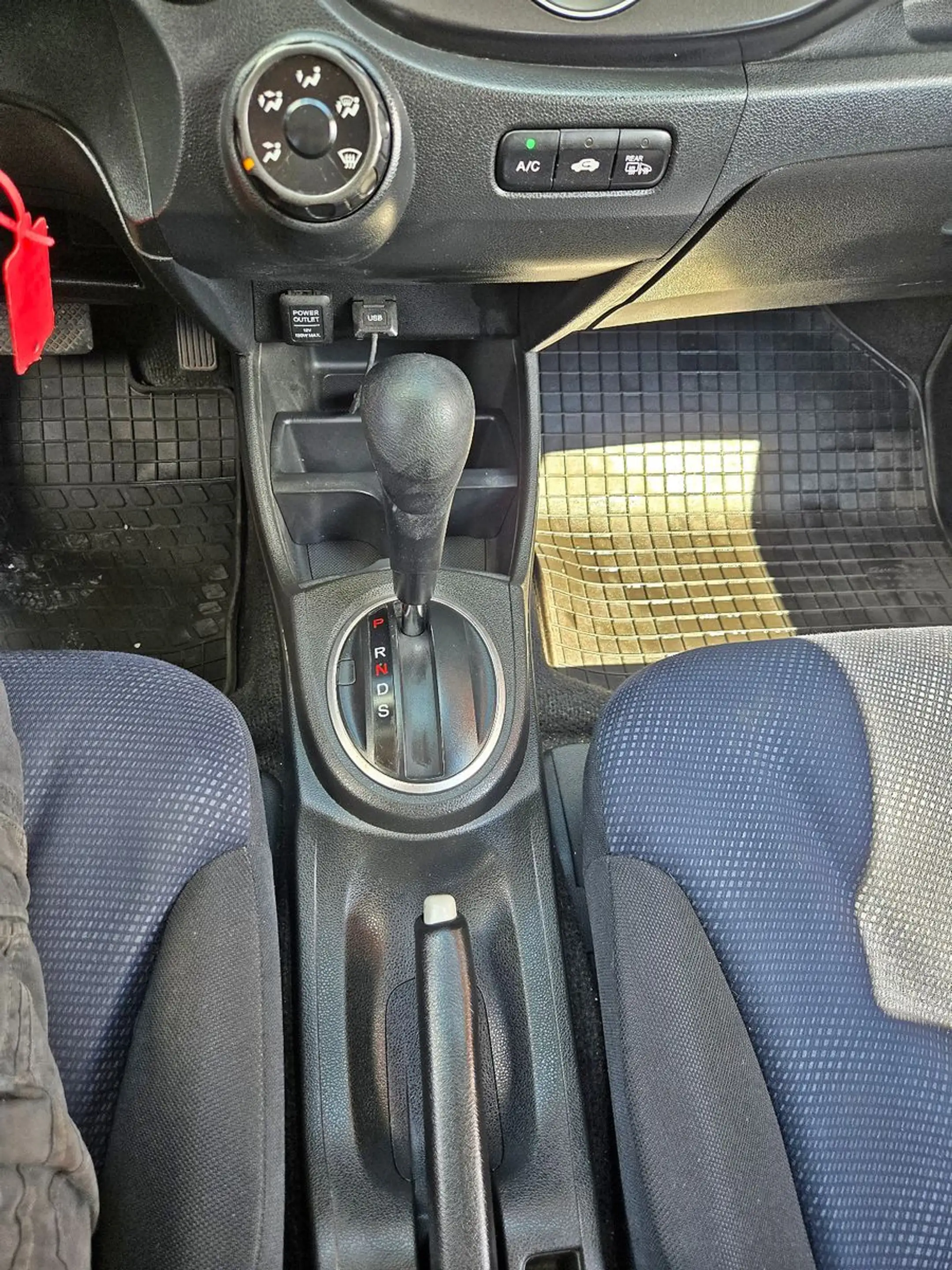 Honda Jazz 1.4 AUT, TÜV+SERVICE NEU, Klima, el.FH+Asp, — photo 16