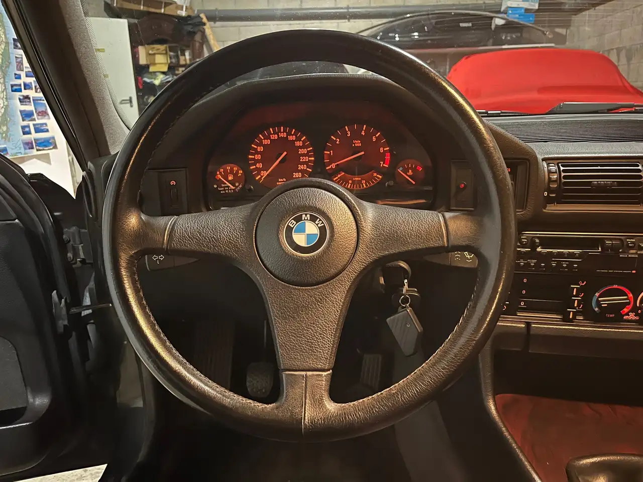 BMW 525 iX, foto 11