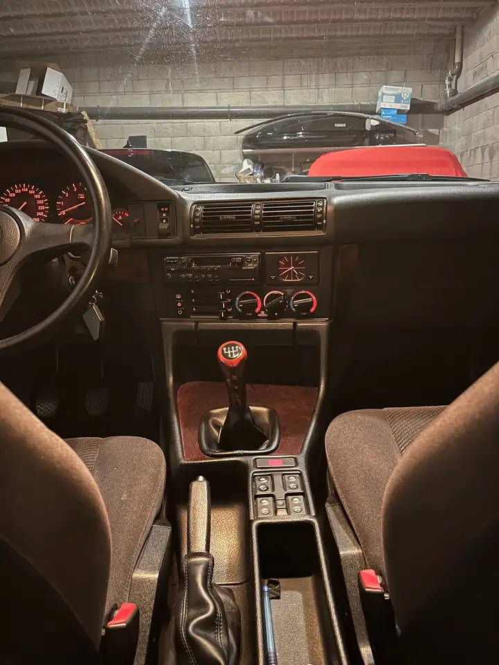 BMW 525 iX, foto 12