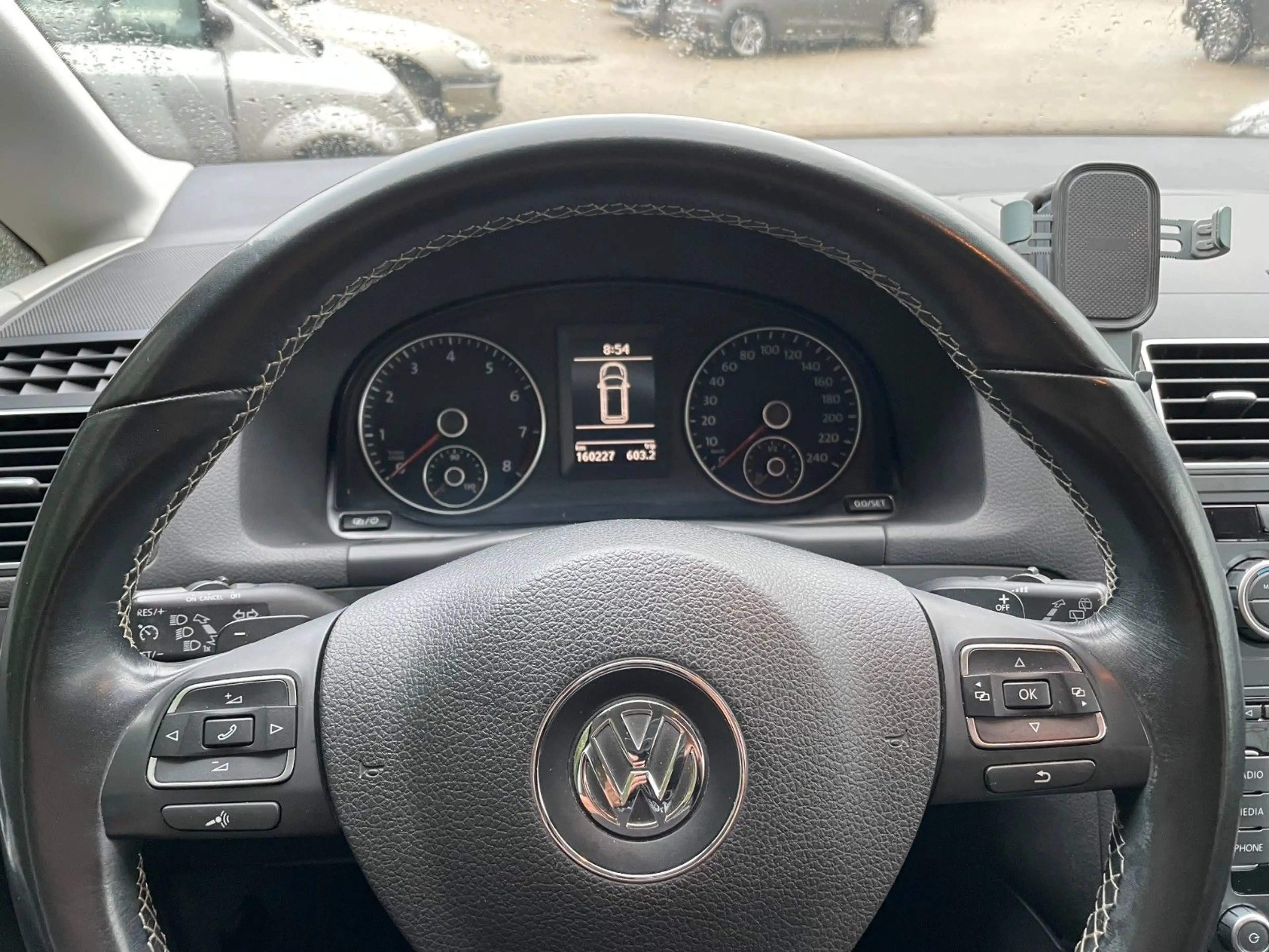 Volkswagen Touran Cup 7 Sitzer und Fahrradständer — photo 9