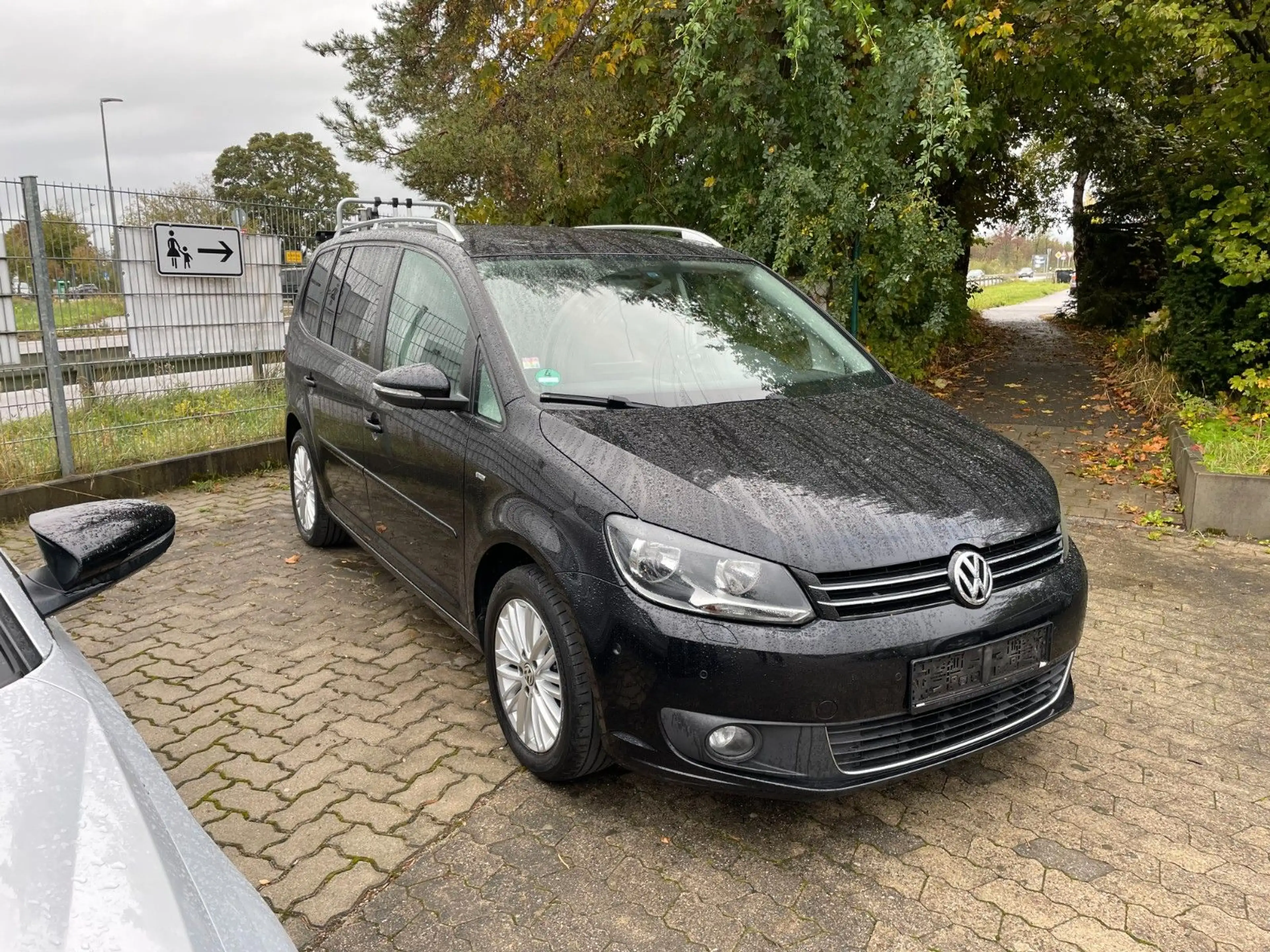 Volkswagen Touran Cup 7 Sitzer und Fahrradständer — photo 3