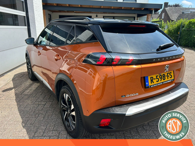 Peugeot e-2008 EV GT 50 kWh 360CAM|NAVI|LED|PDC| — photo 10