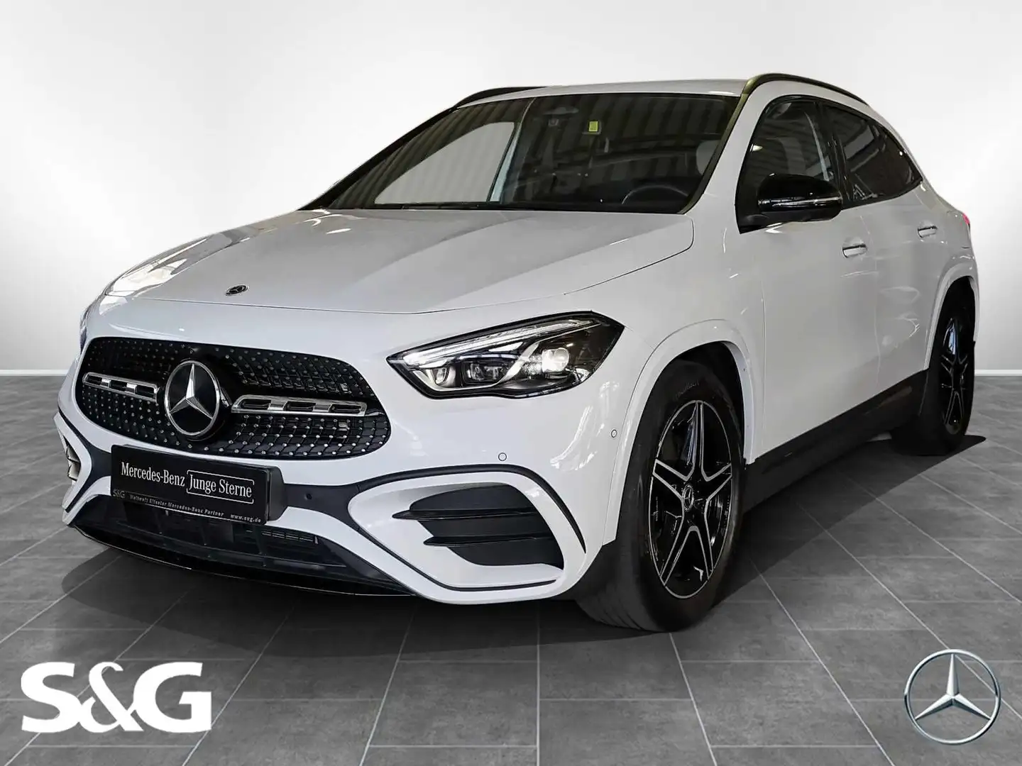 Mercedes-Benz GLA 200 AMG DISTRONIC+TOTWINKEL+360°+KEYLESS+19" Weiß - 1