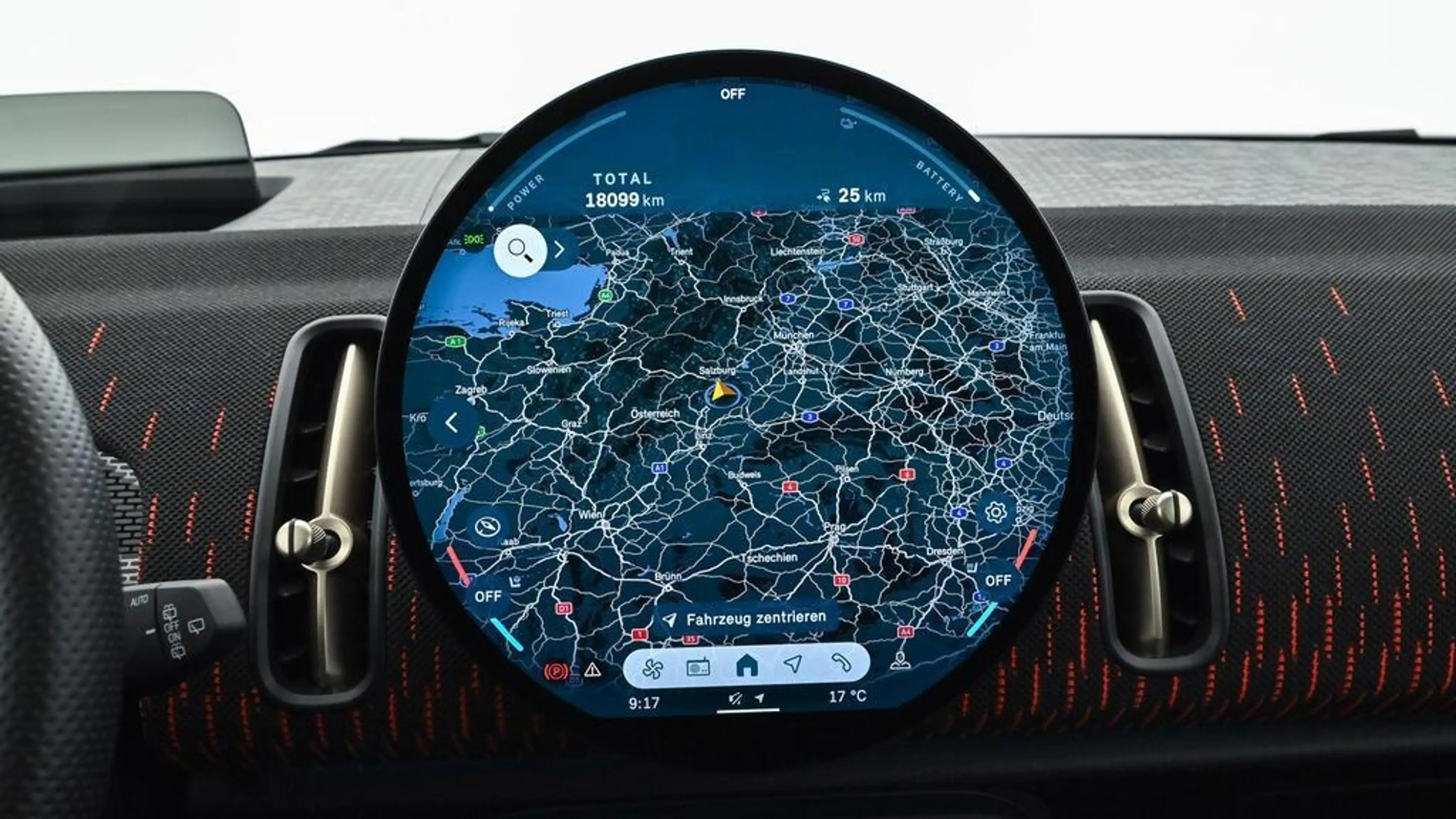 MINI Countryman E — photo 13