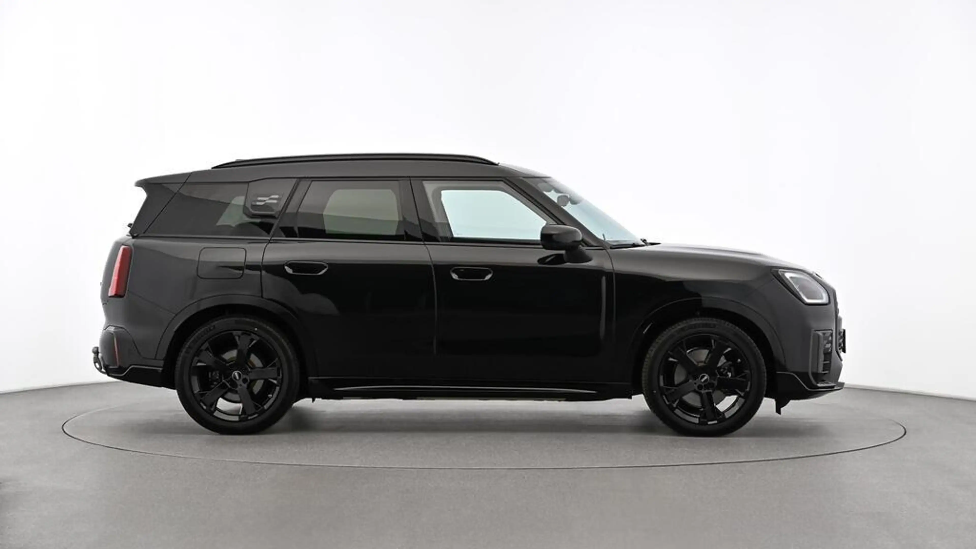 MINI Countryman E — photo 4