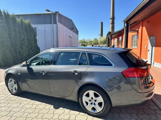 Opel Insignia view 6