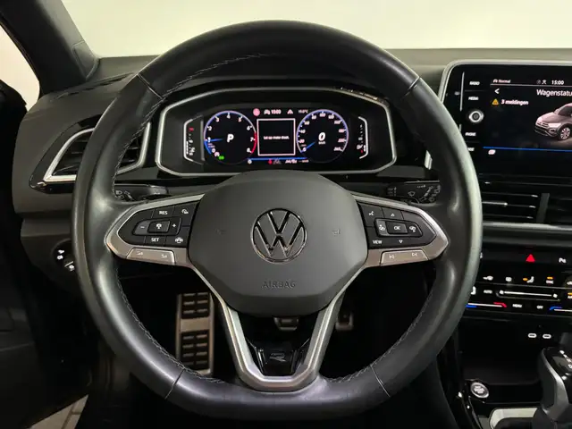 Volkswagen T-Roc view 11