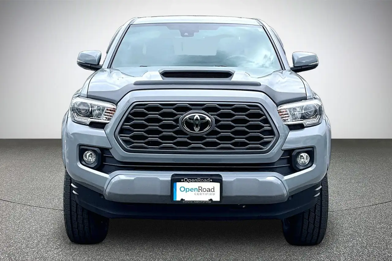 Toyota Tacoma снимка Toyota Tacoma