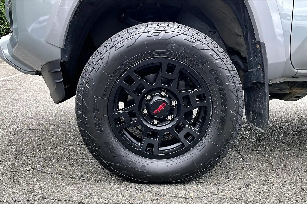 Toyota Tacoma снимка Toyota Tacoma