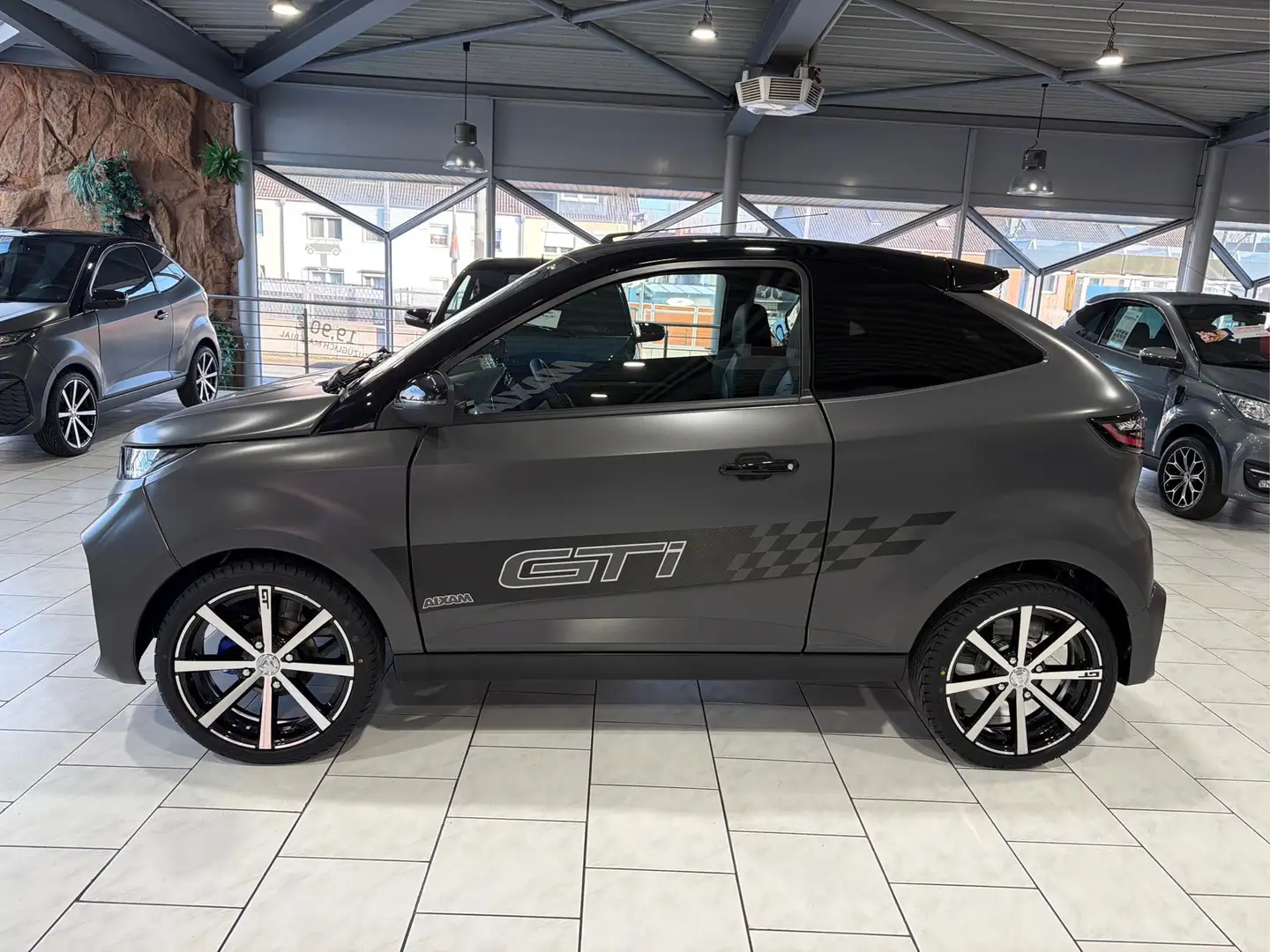 Aixam GTI Ambition Diesel E5+ 6 kW (8 PS), Automatik Grau - 2