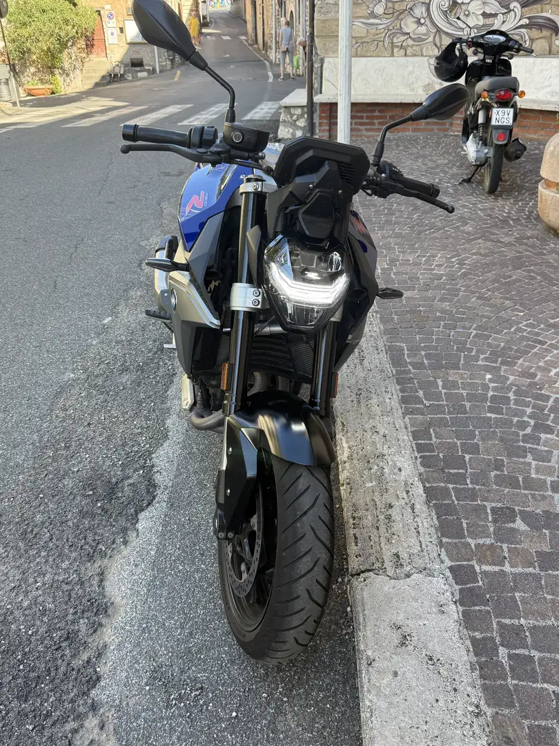 BMW F 900 R - 1