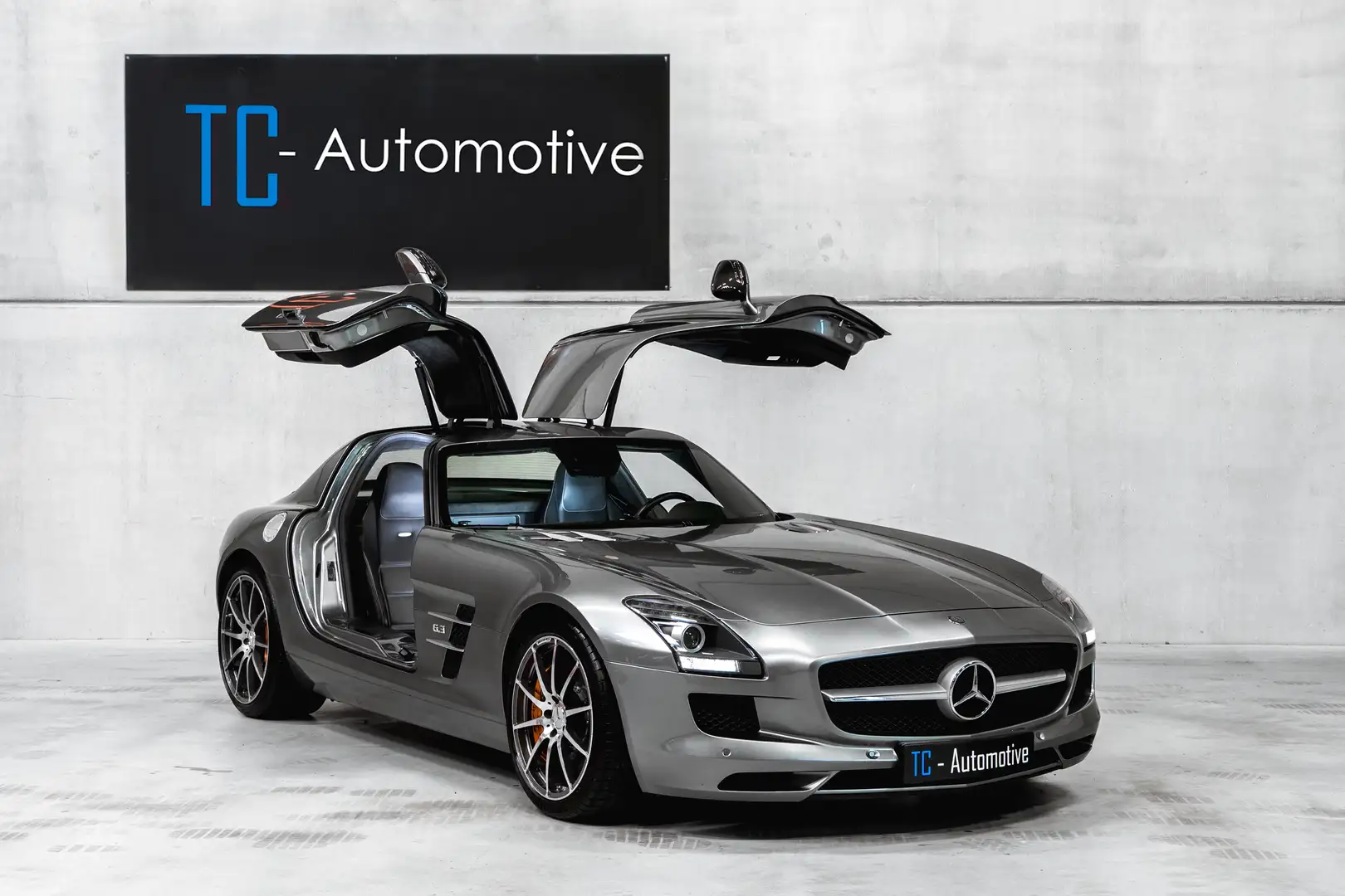 Mercedes-Benz SLS AMG Grijs - 2