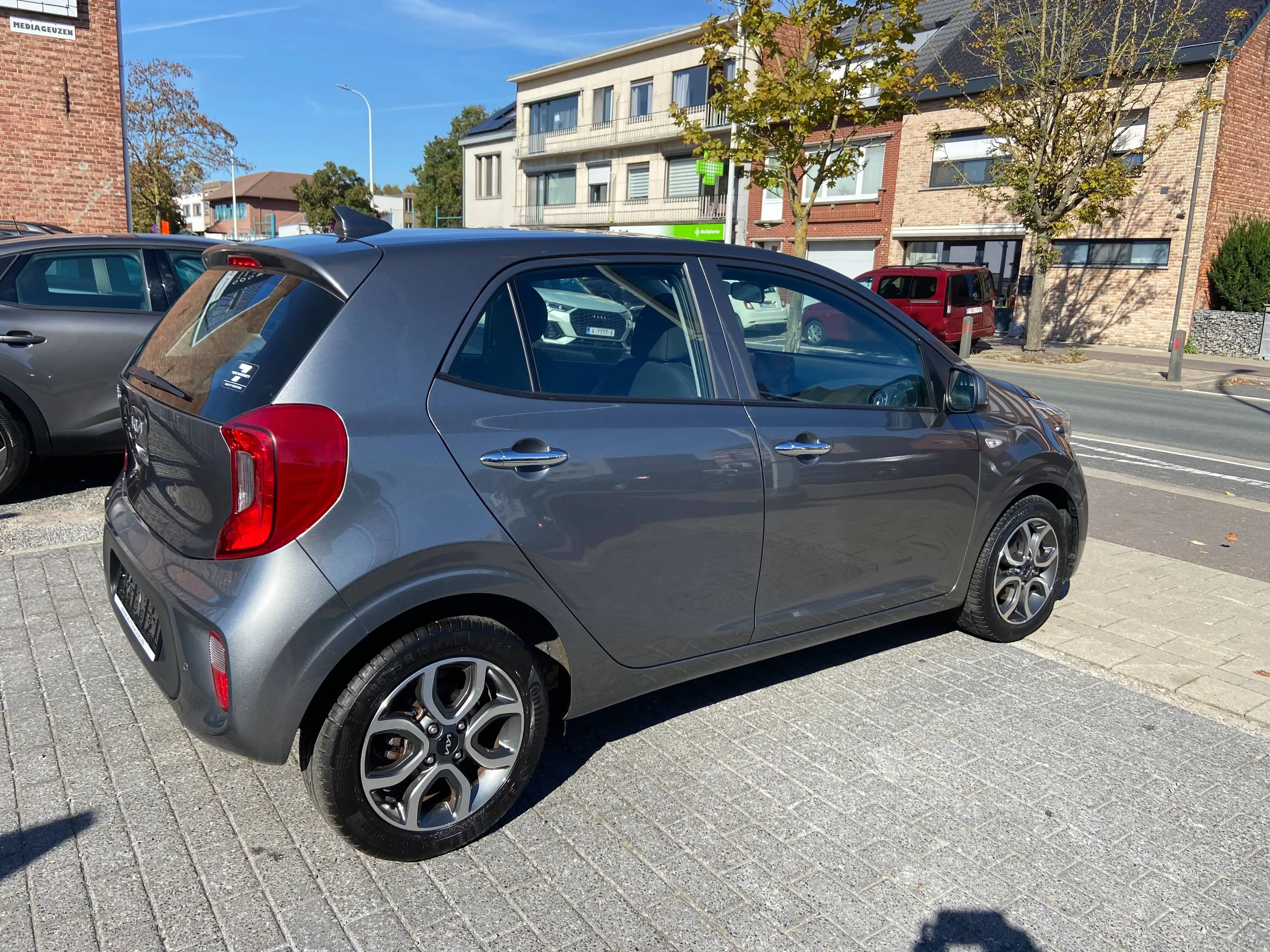 Kia Picanto 1.0i AUTOMAAT NAVI CRUISE ALU CAMERA — photo 3