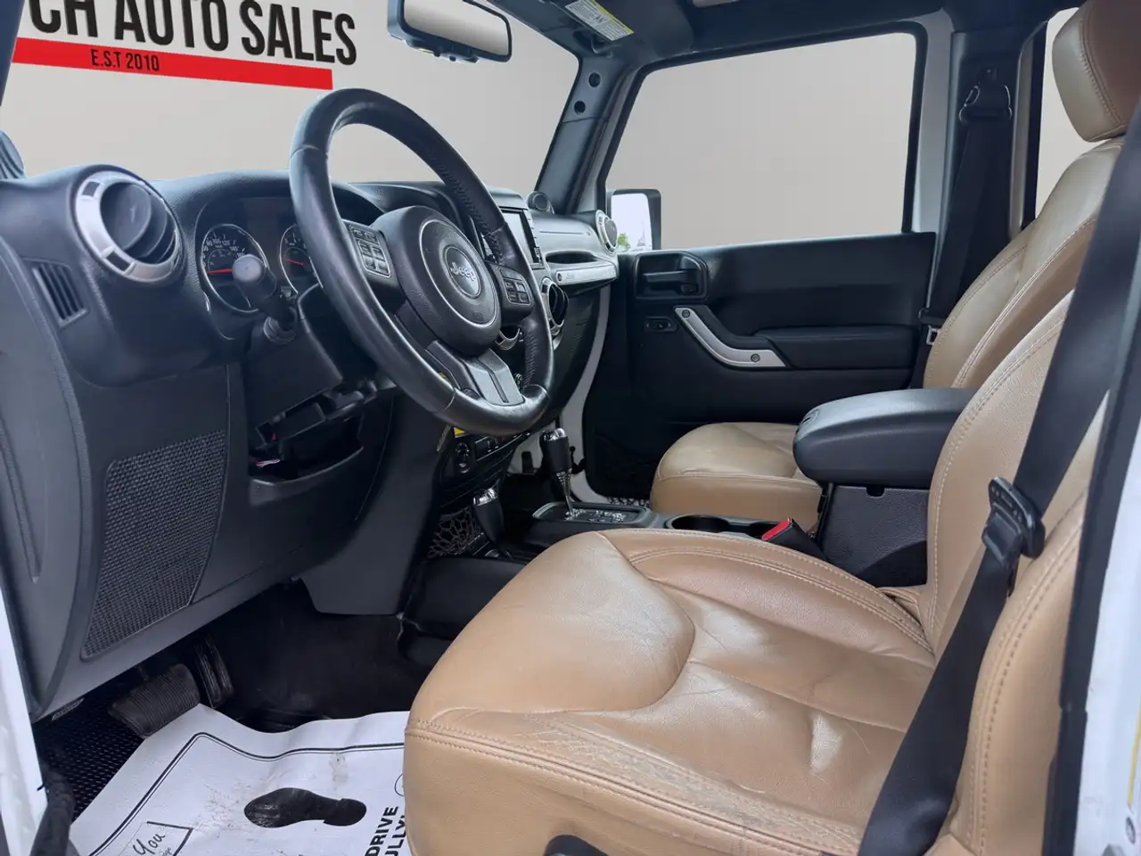 Jeep Wrangler снимка Jeep Wrangler
