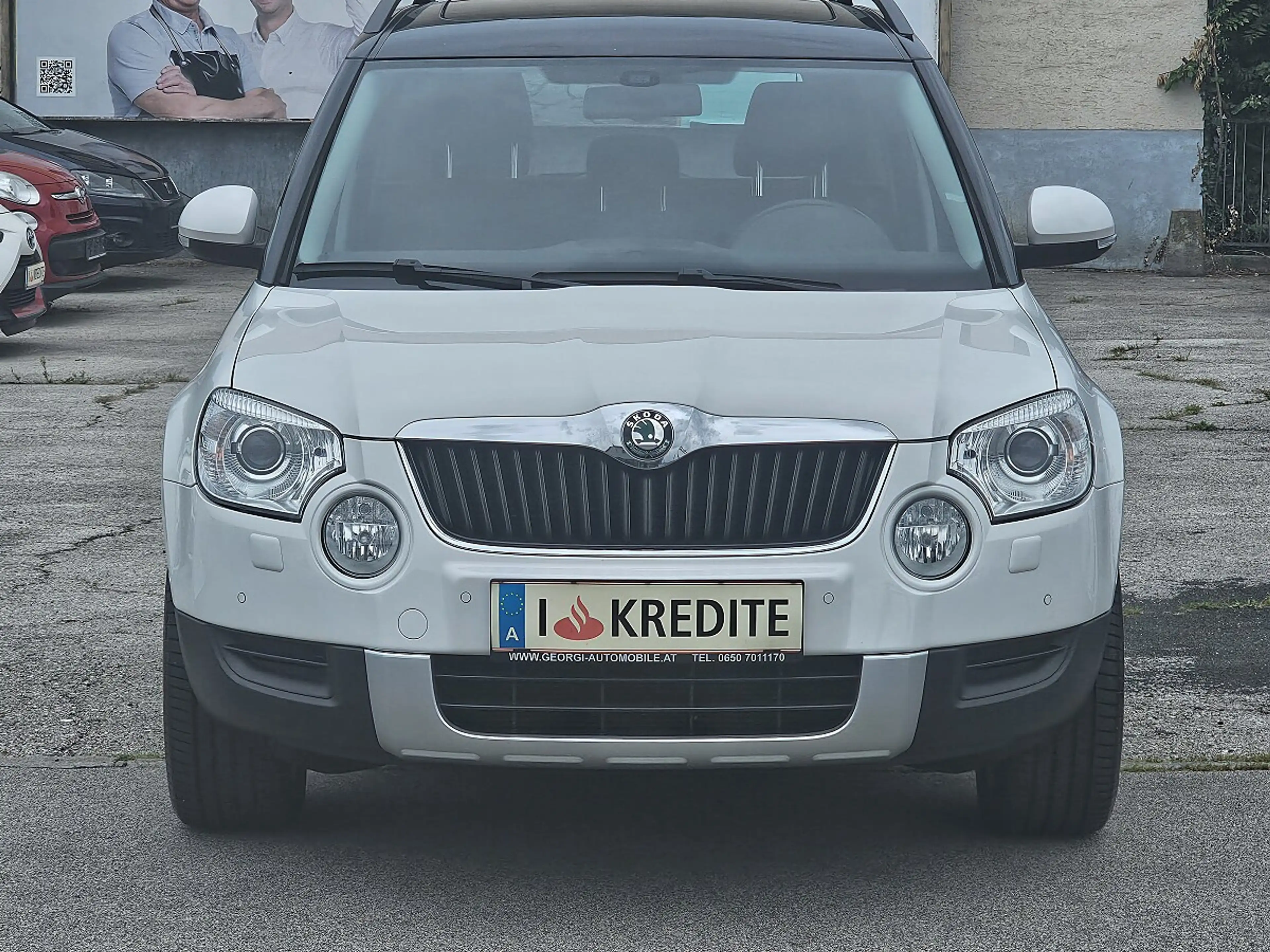 Skoda Yeti Twenty Elegance 1,2 TSI1-Hand Nur 79000 KM! Pic... — photo 3