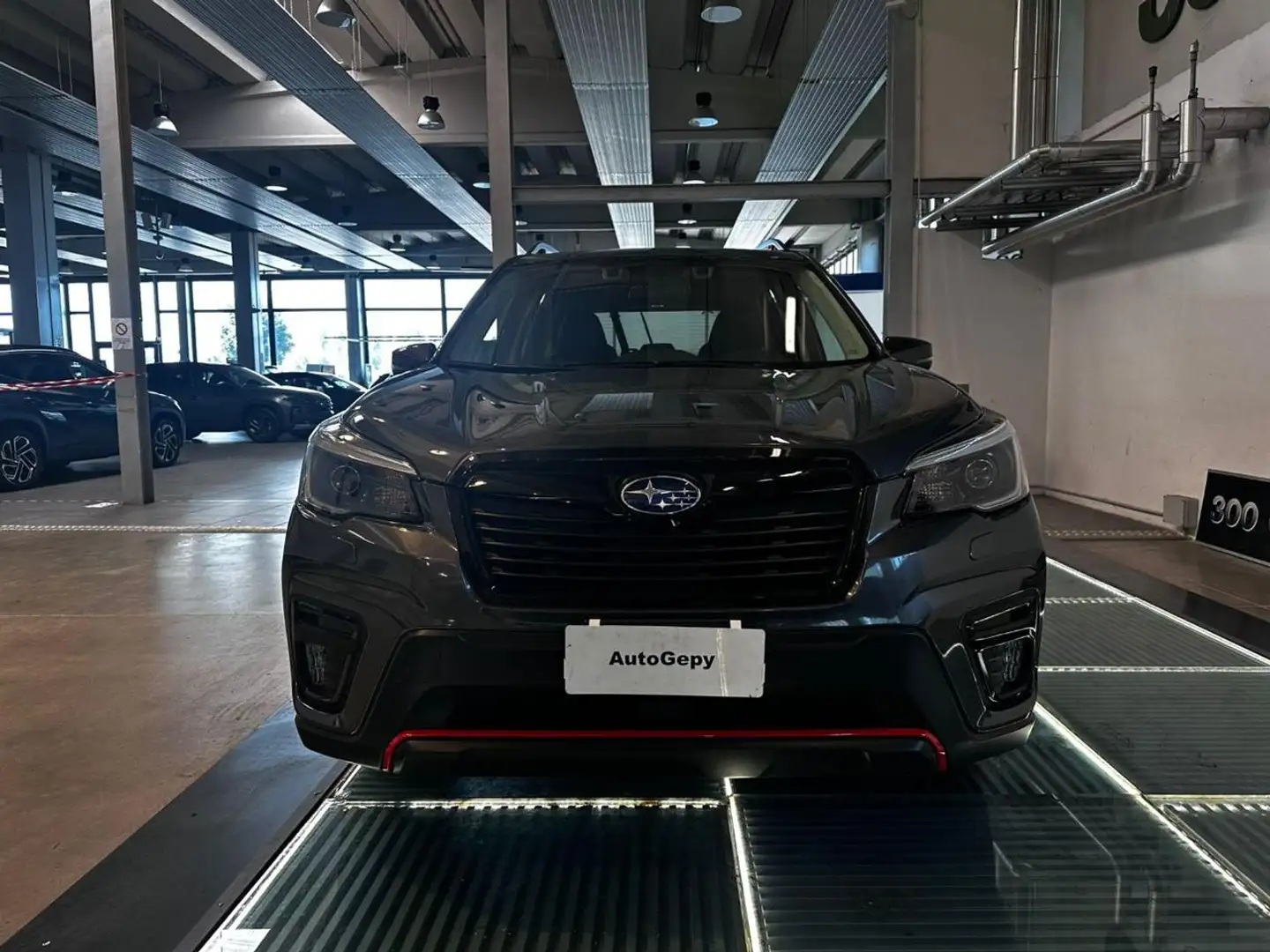 Subaru Forester 2.0 e-Boxer MHEV CVT Lineartronic 4dventure Grigio - 2