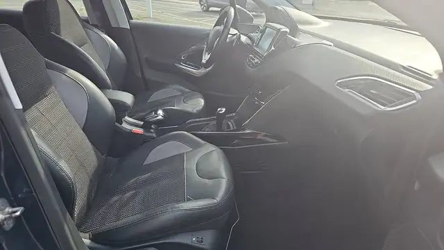 Peugeot 2008 view 29