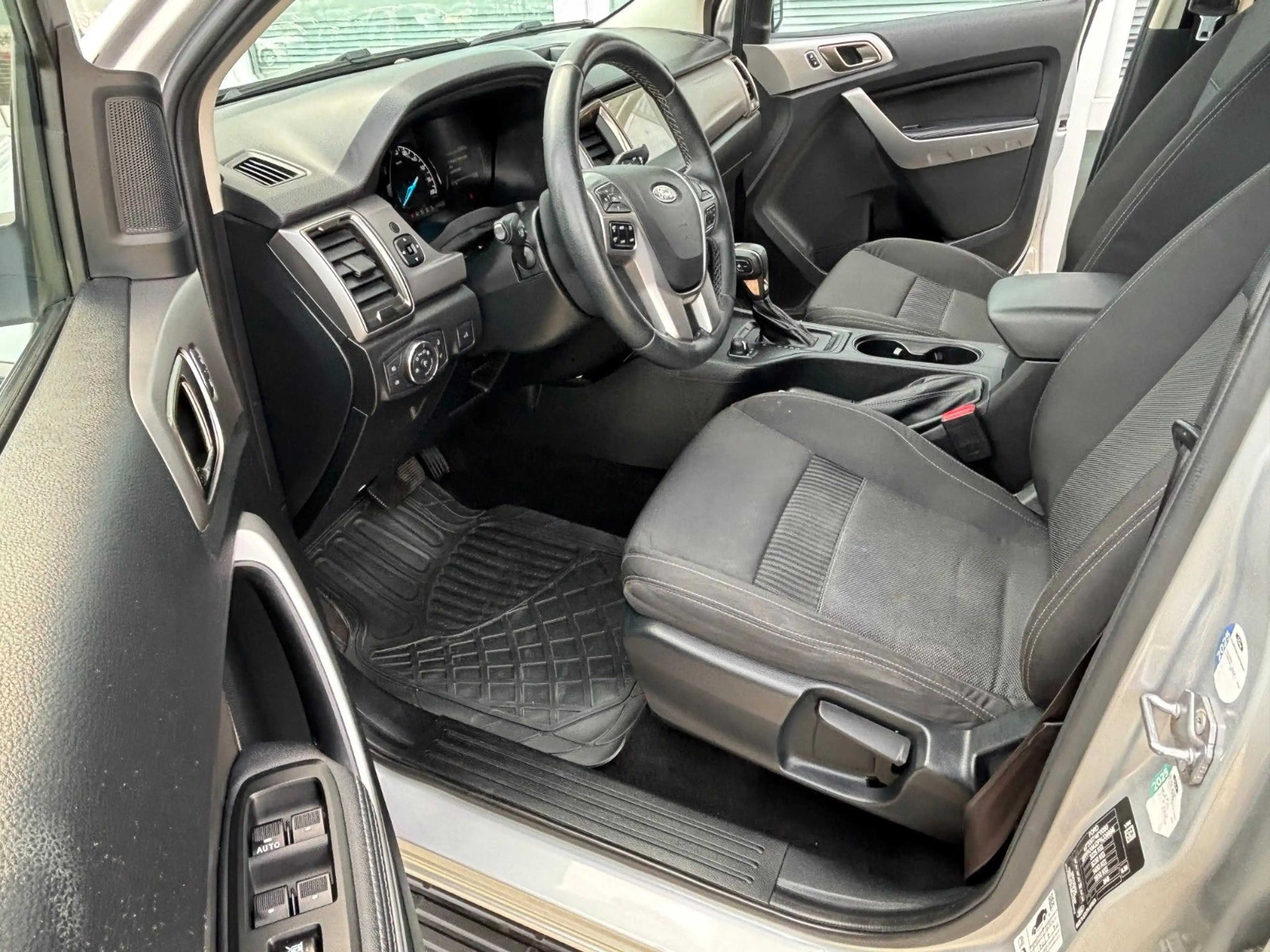 Ford Ranger XLT Doppelkab.4x4*AUT*1.Hd*AHK*NAVi*SPUR* — photo 17