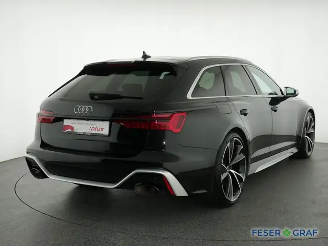 Audi RS6 view 2