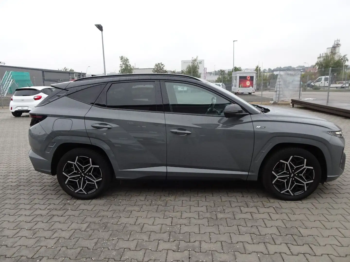 Hyundai TUCSON N Line Plug-In Hybrid 4WD Schwarz - 2