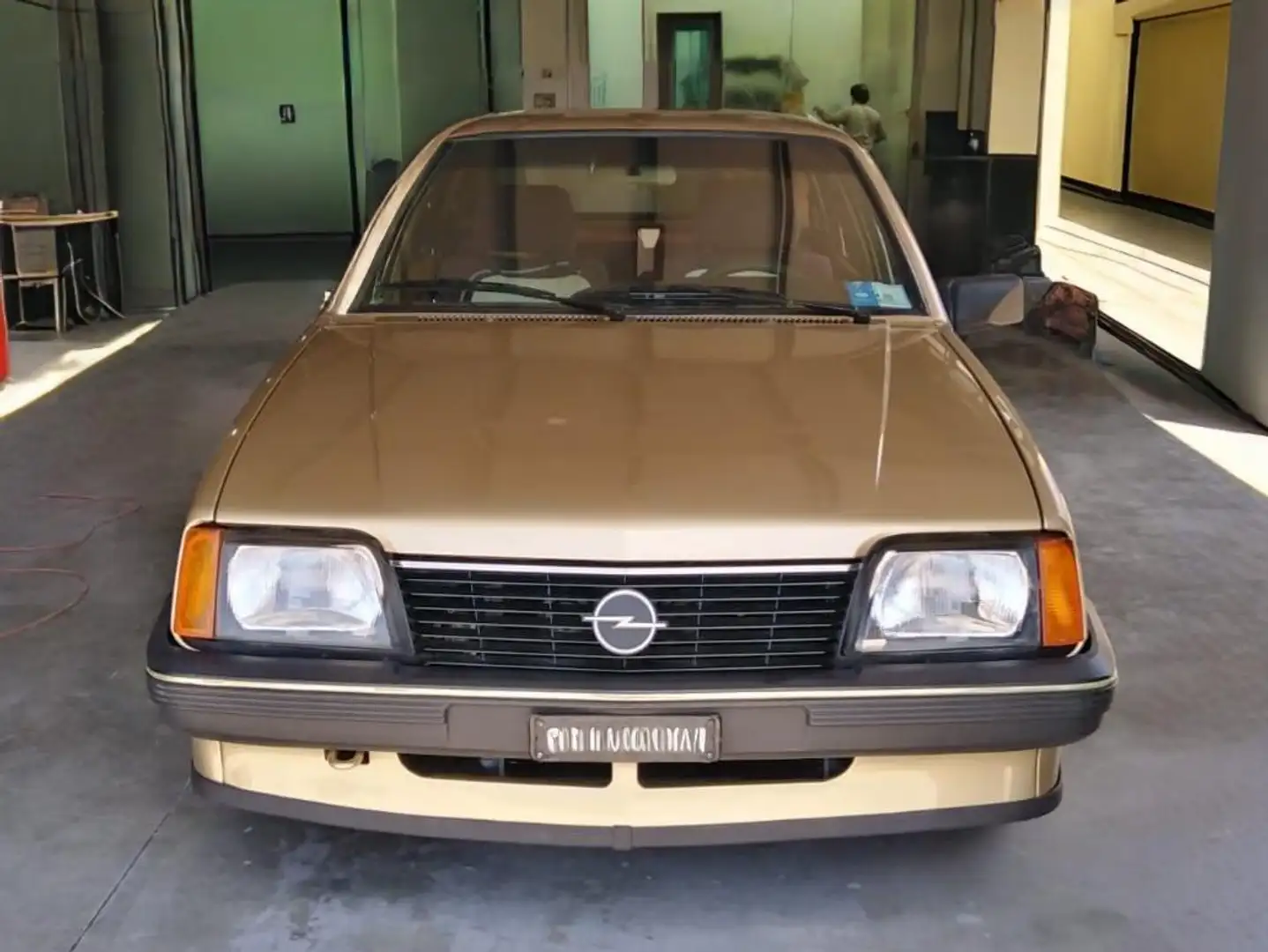 Opel Ascona Ascona 4p 1.6d LS 5m - 2