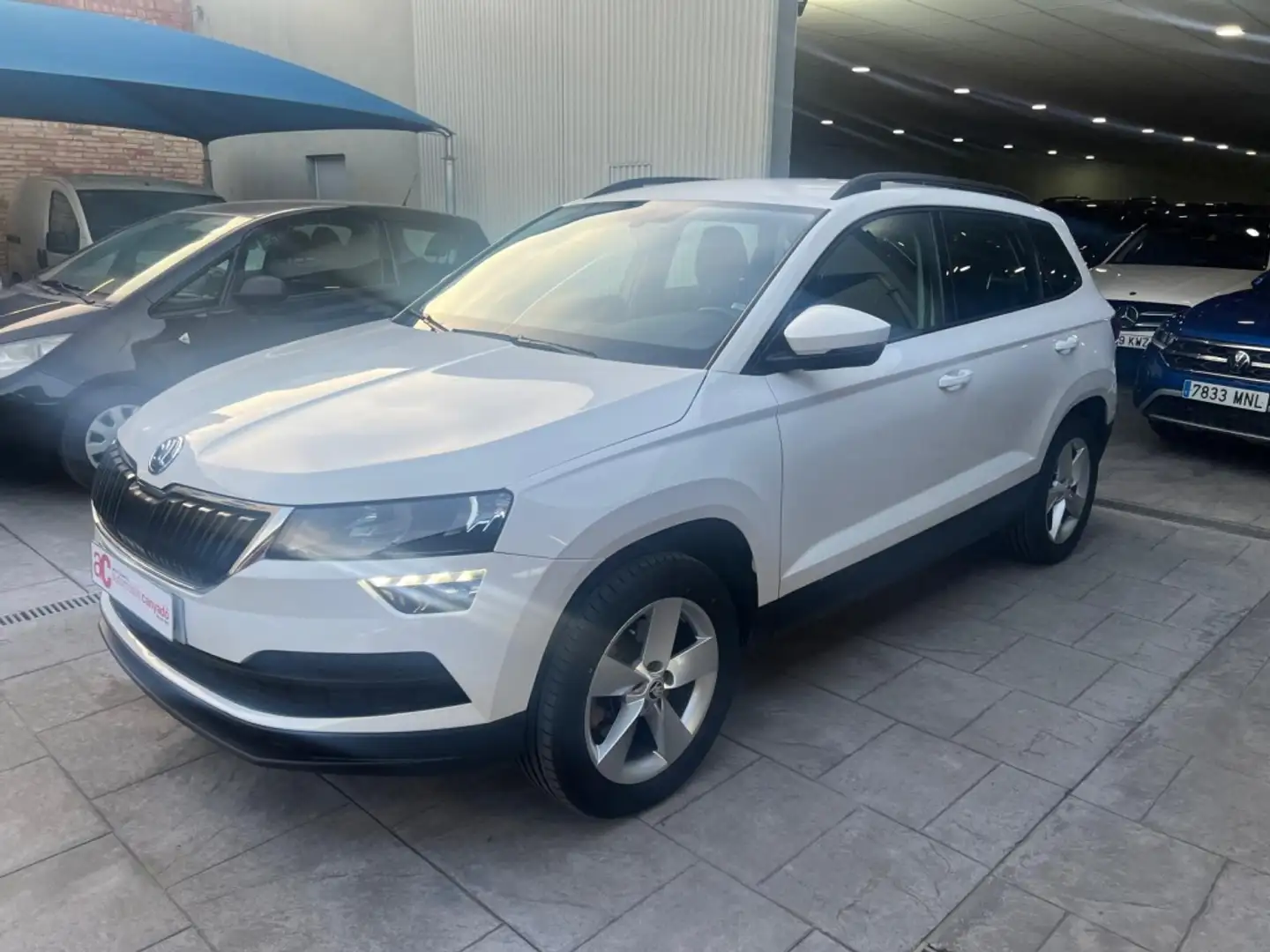 Skoda Karoq 2.0TDI AdBlue Ambition 4x4 DSG 110kW Blanco - 2