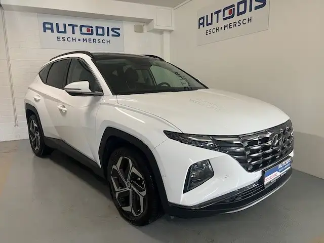 Hyundai TUCSON 1.6 T-GDI HEV 230 SHINE SENSATION