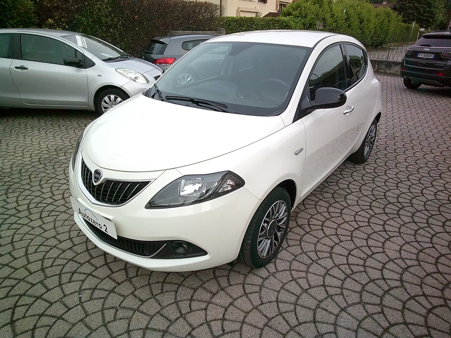 Lancia Ypsilon Ypsilon 1.0 firefly hybrid Gold Plus s Bianco - 1
