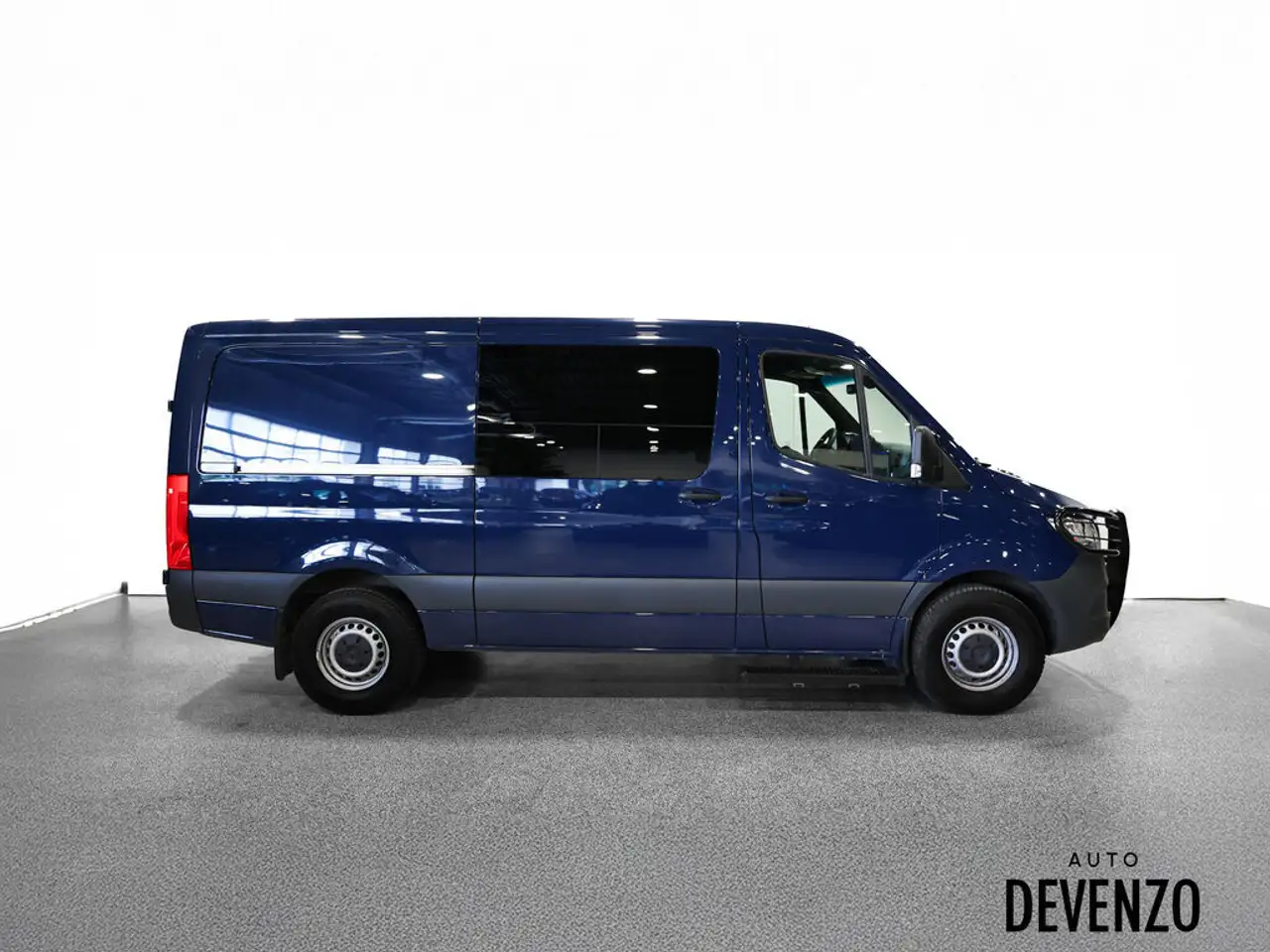 Mercedes-Benz Sprinter снимка Mercedes-Benz Sprinter