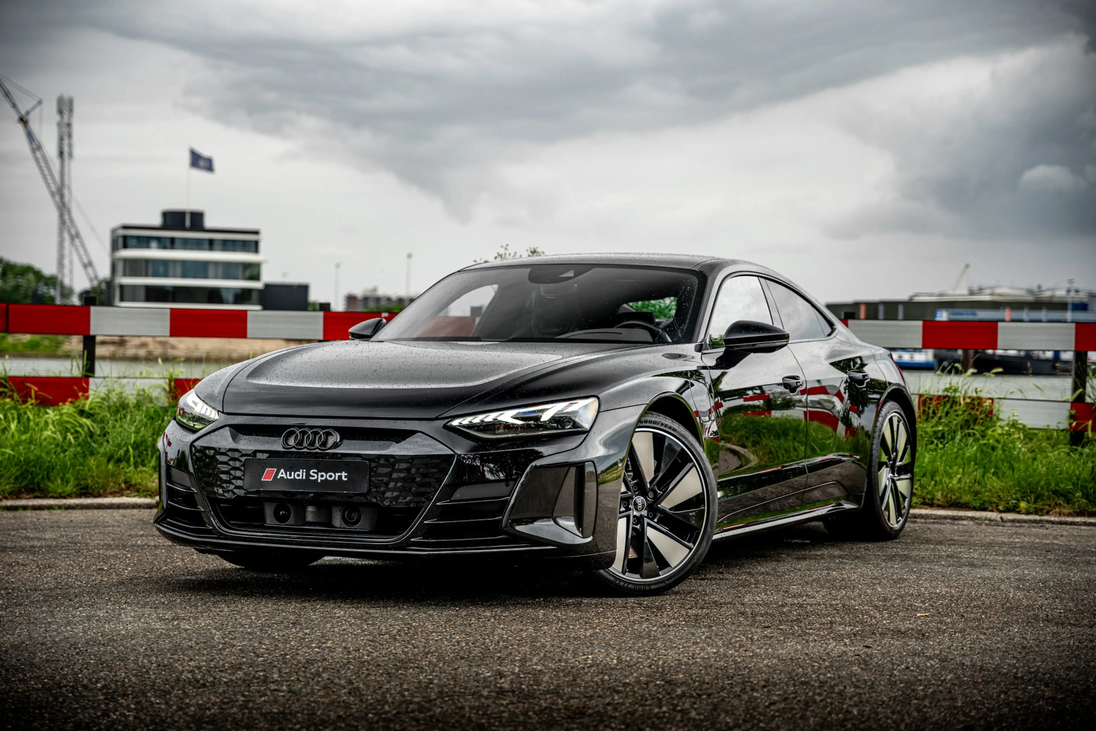 Audi RS e-tron GT 600pk | Assistentiepakket | Panoramadak | Luchtver — photo 3
