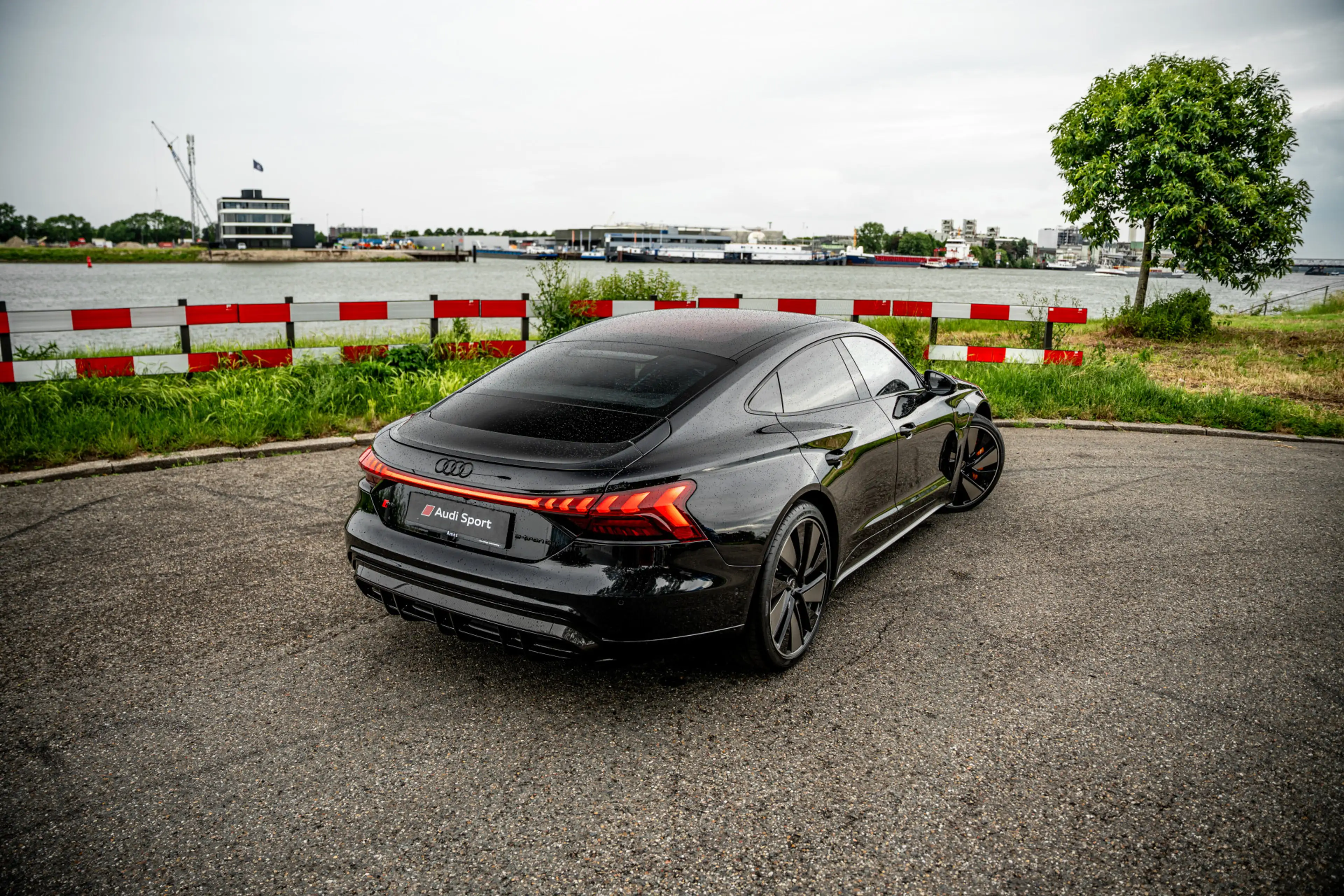 Audi RS e-tron GT 600pk | Assistentiepakket | Panoramadak | Luchtver — photo 11