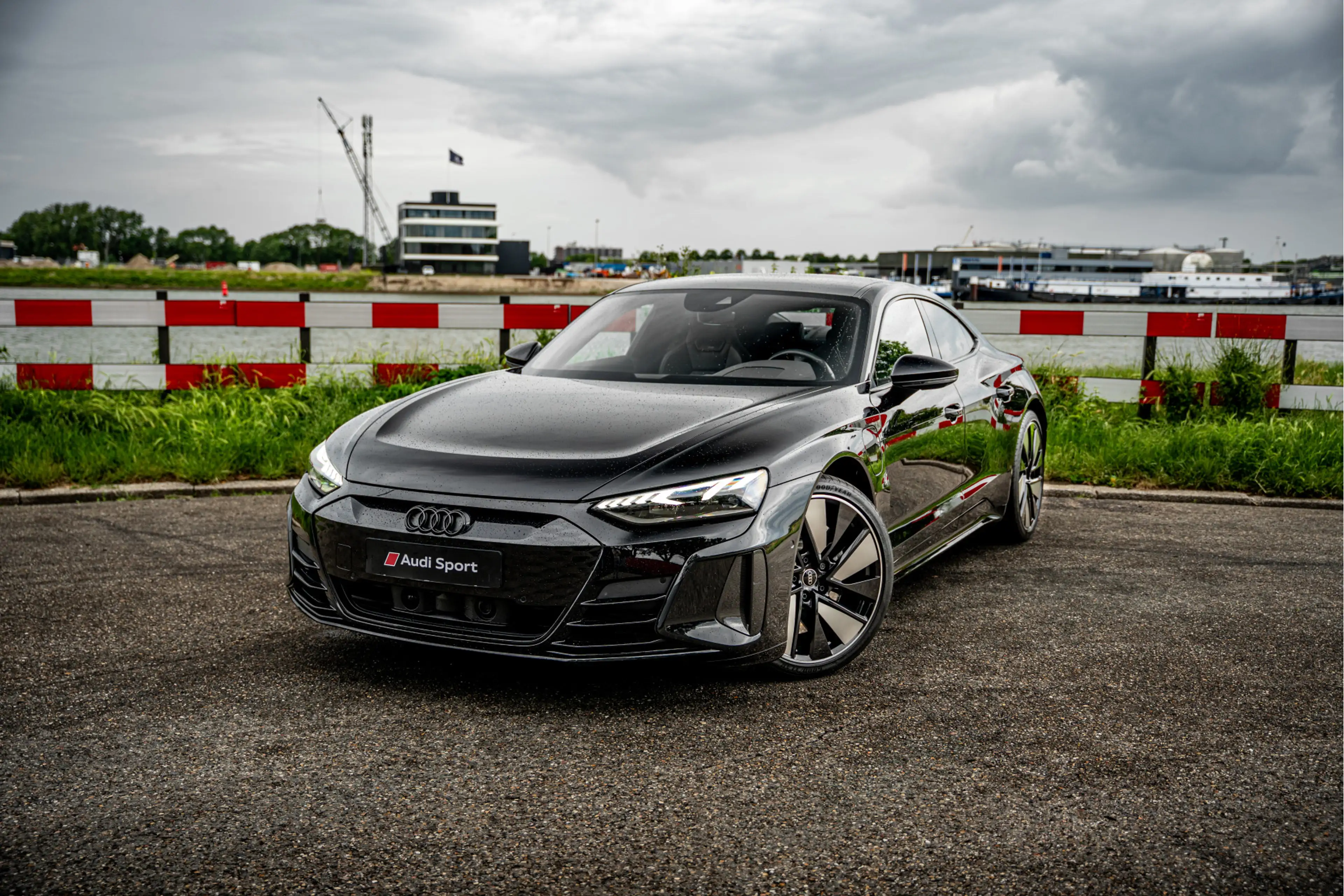 Audi RS e-tron GT 600pk | Assistentiepakket | Panoramadak | Luchtver — photo 4