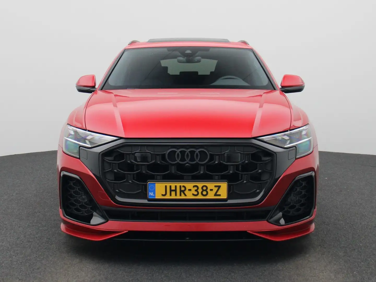 Audi Q8 55 TFSI e quattro Pro Line S 558 PK | ABT Tuning | Rojo - 2