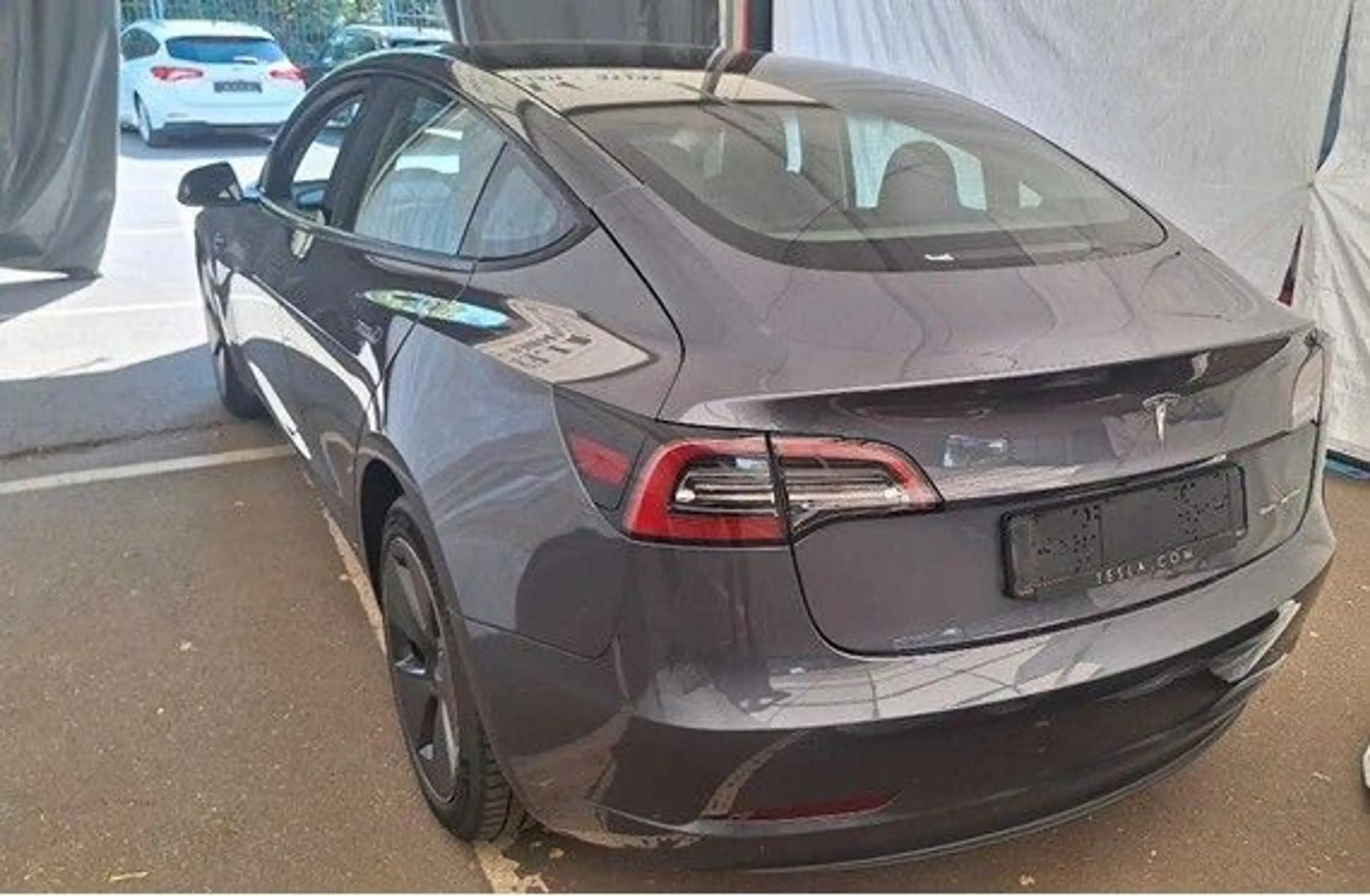 Tesla Model 3 Long Range Dual AWD LED Navi SHZ ACC — photo 4