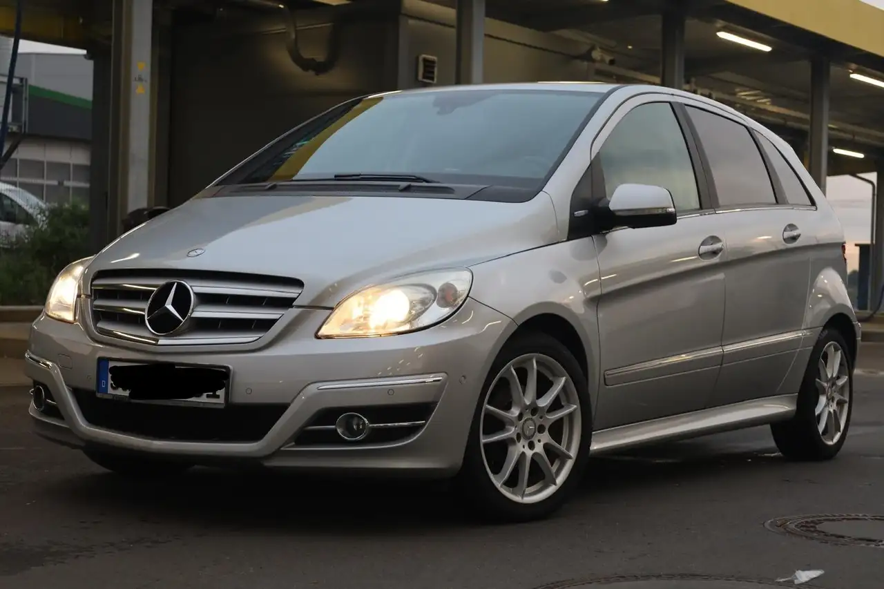 Mercedes-Benz B 160