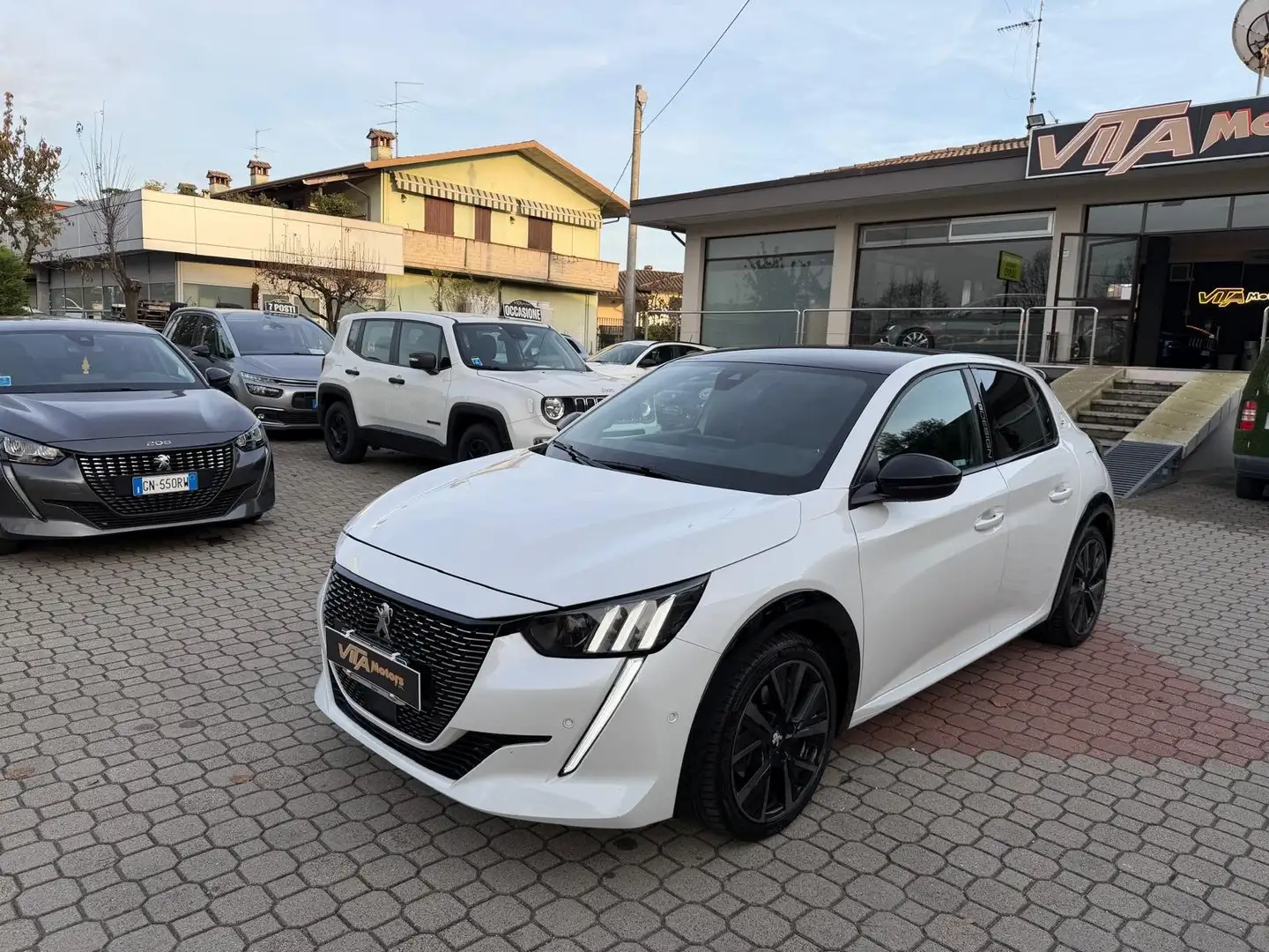Peugeot 208 208 II 2019 1.2 puretech GT Pack s - 1